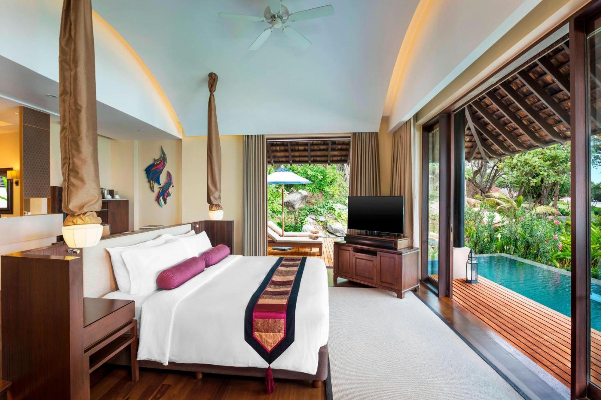 Tropical Pool Villa 1 King Sofa bed,1671880655:JPEG