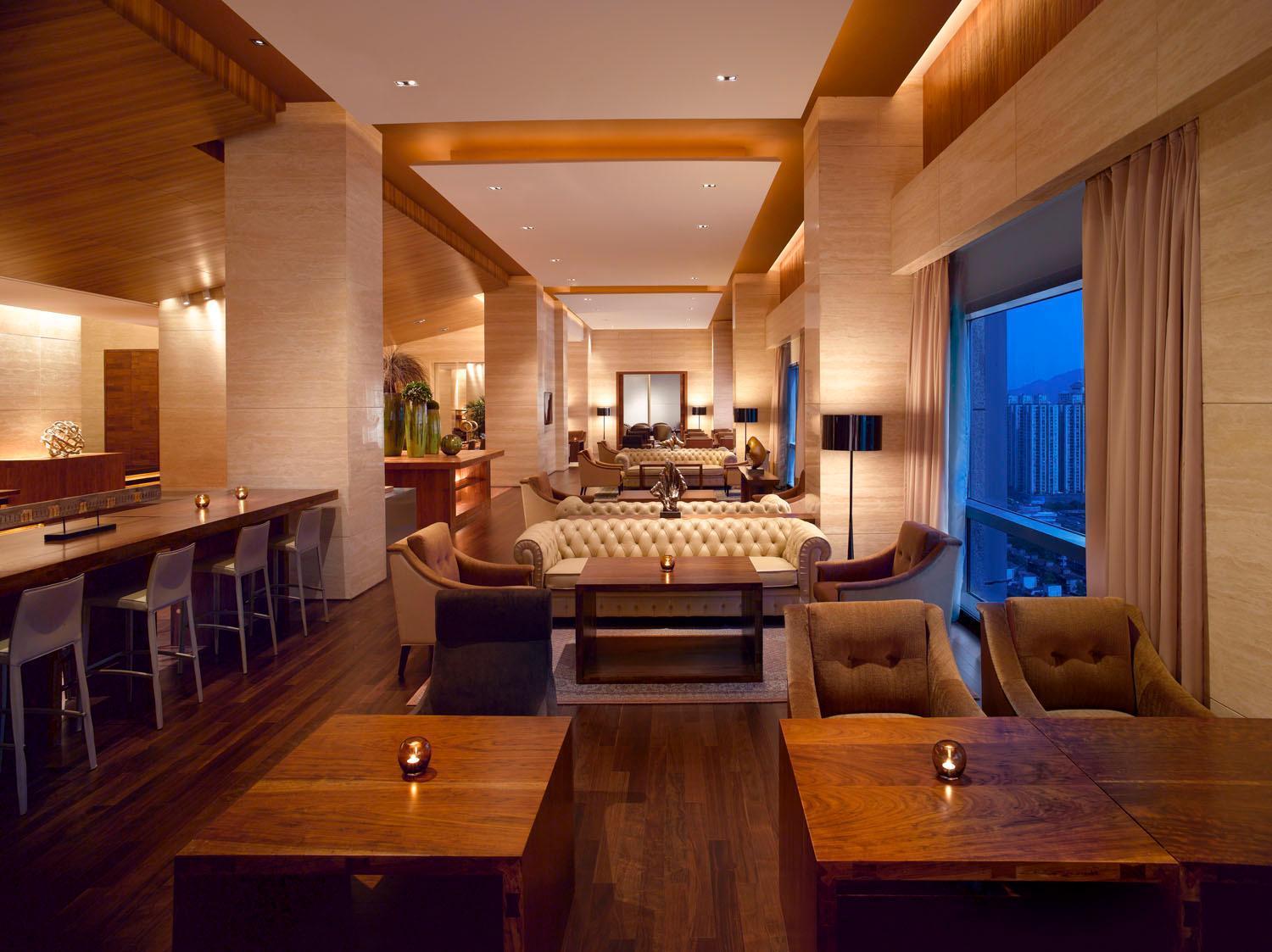 King Room - Club Access,1436733451:JPEG