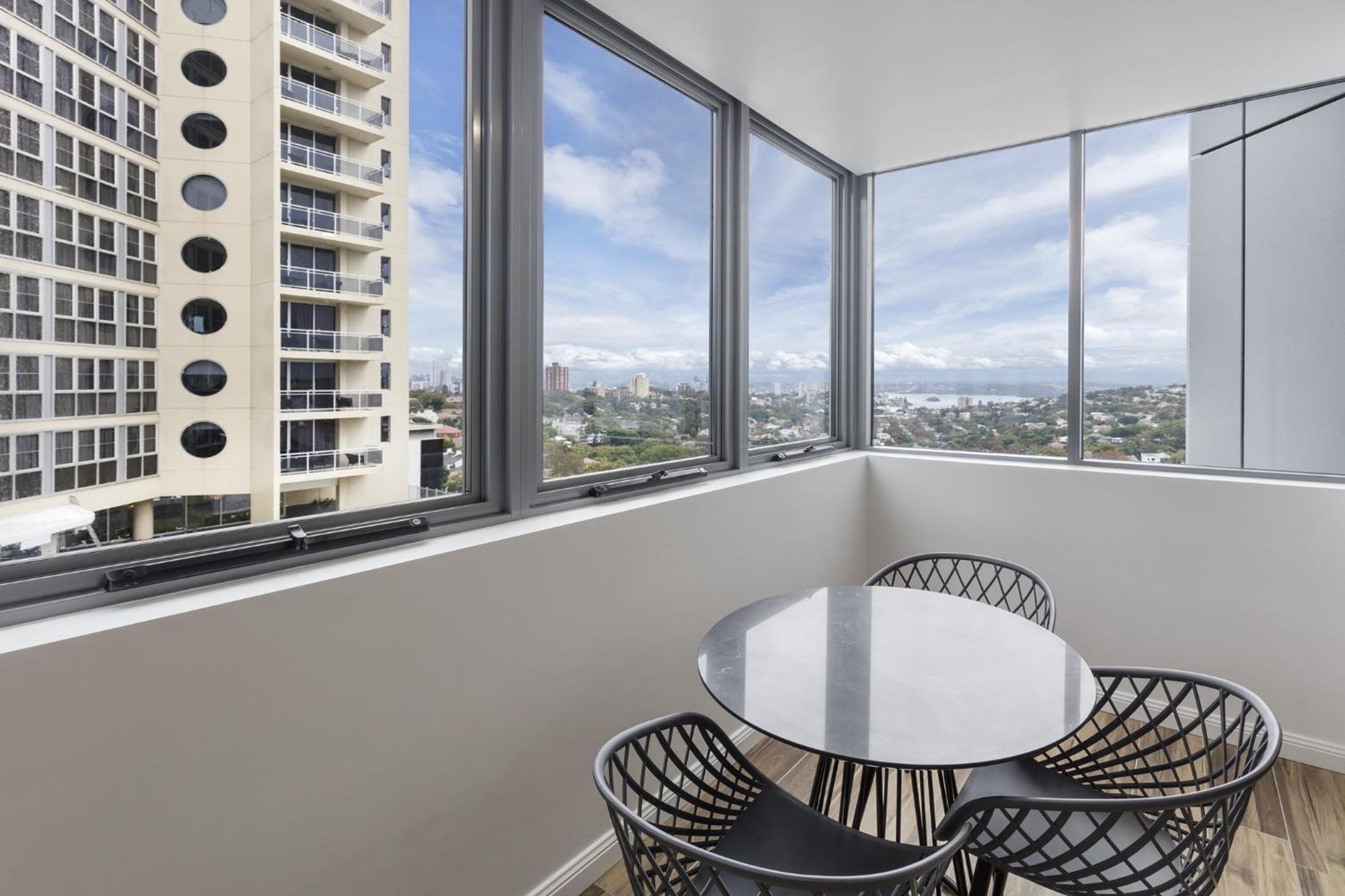 One-Bedroom Luxury Suite