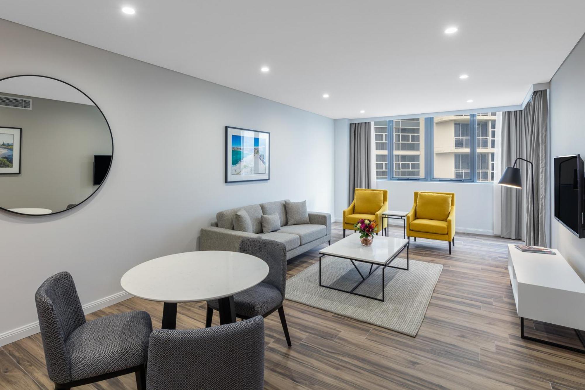 One-Bedroom Luxury Suite