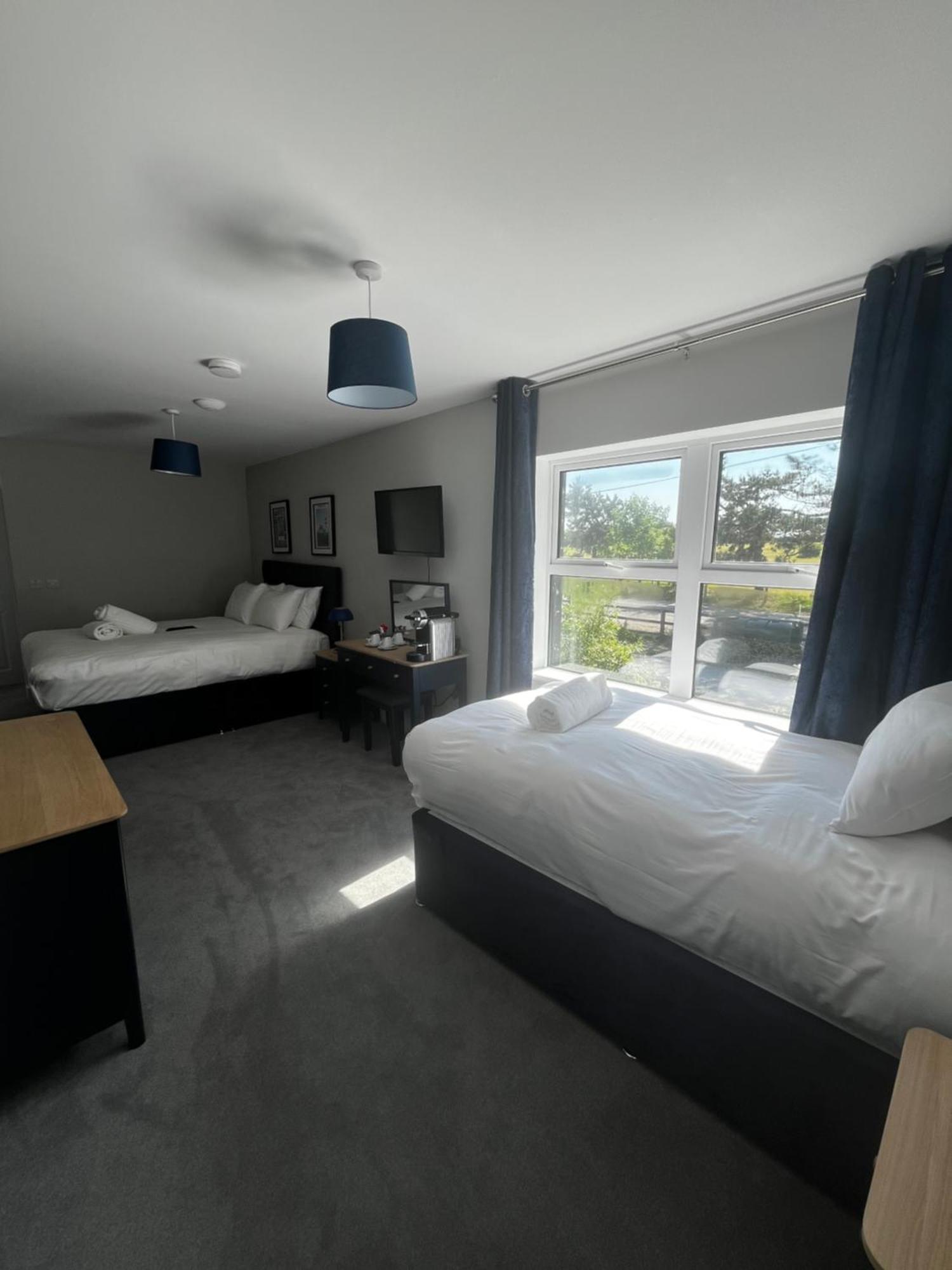 Double Room Private Bathroom