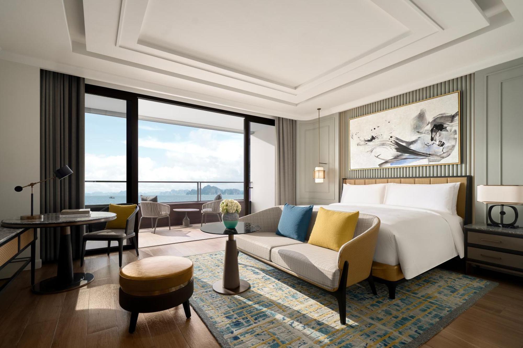 Classic King Room with Bay View