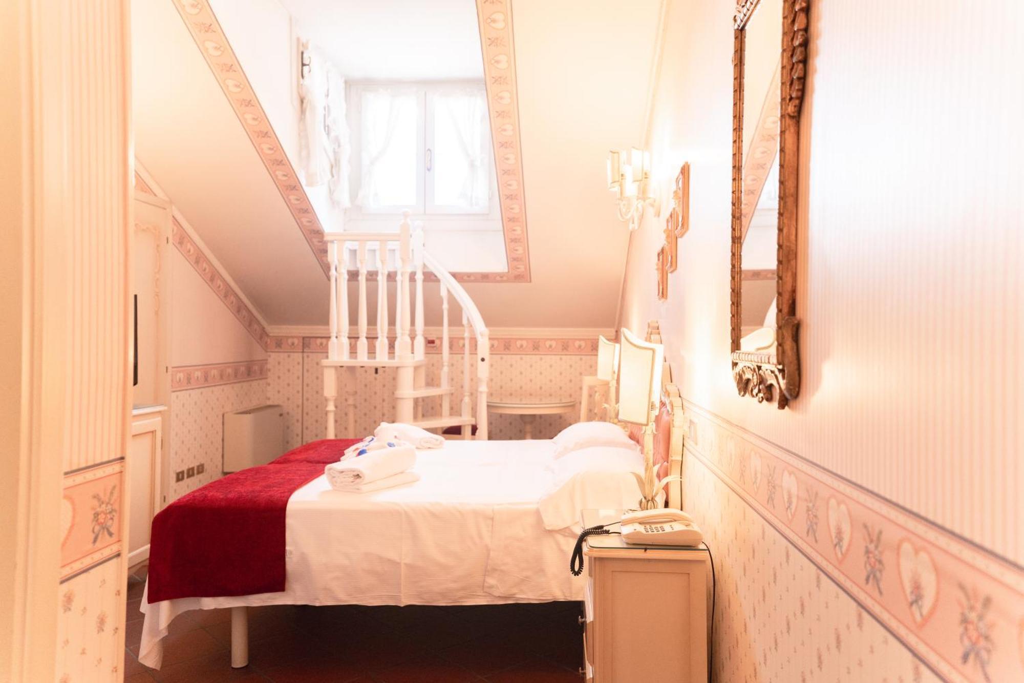 Classic Double or Twin Room