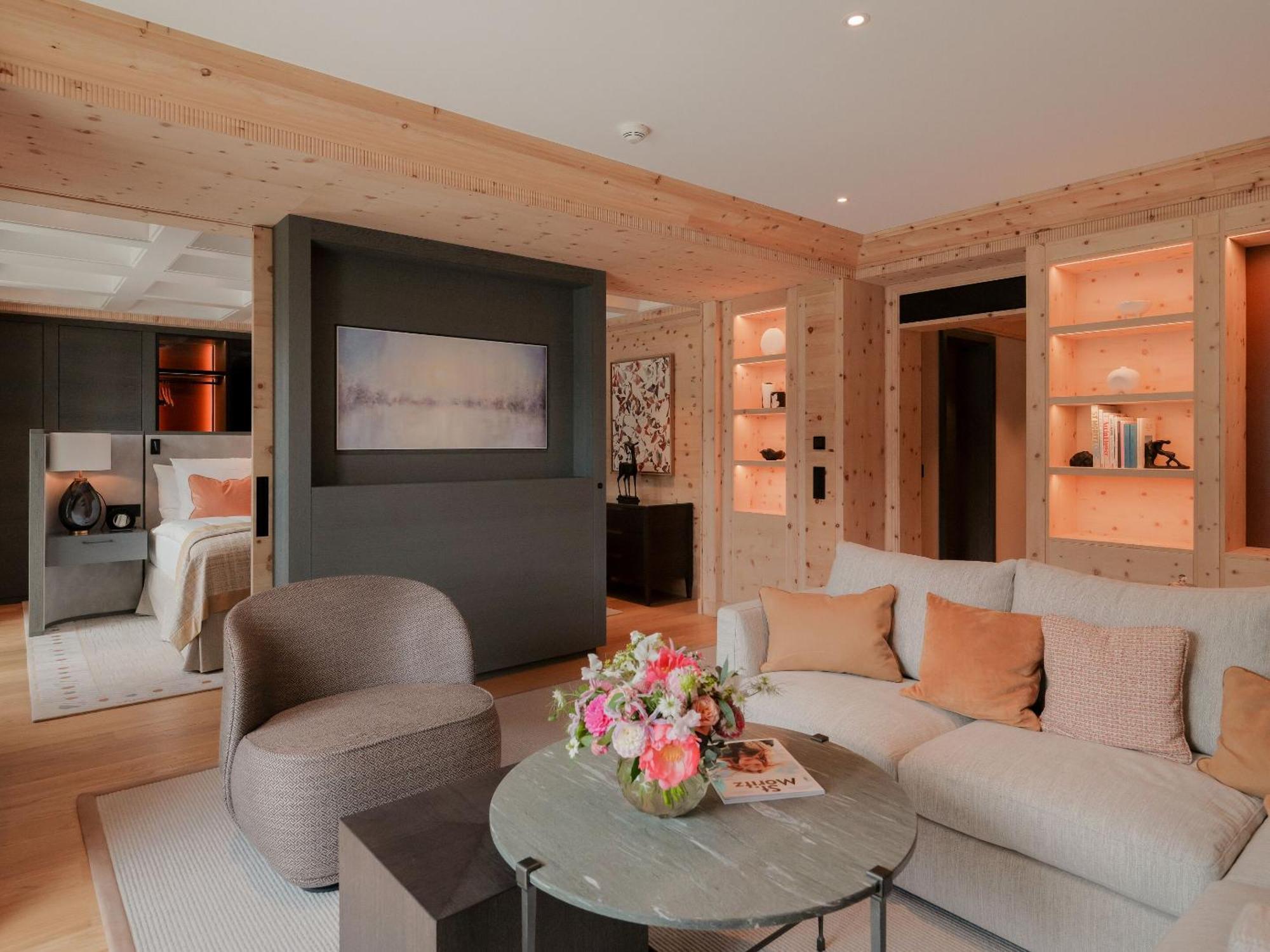 Deluxe Suite