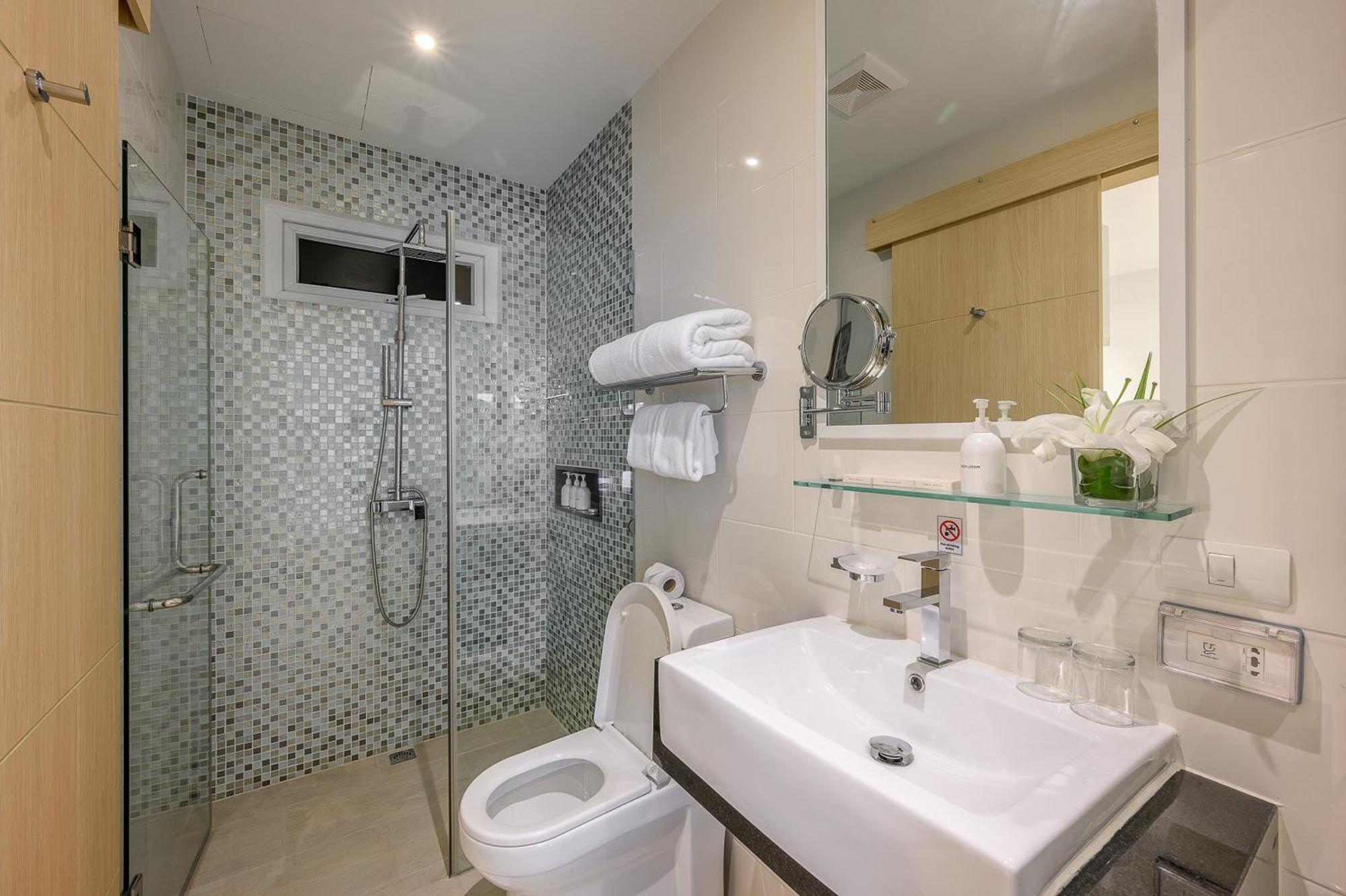 One Bedroom Suite,1676796729:JPEG