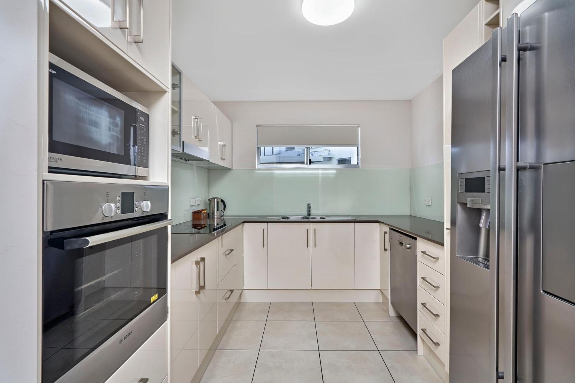 Deluxe Two-Bedroom Apartment,1678635290:JPEG