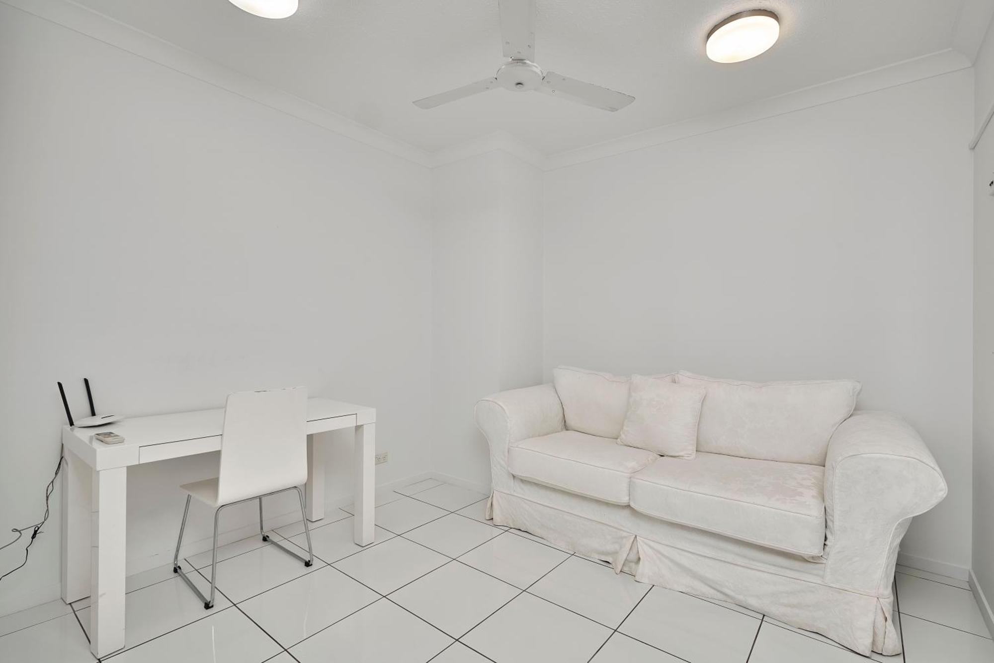 Deluxe Two-Bedroom Apartment