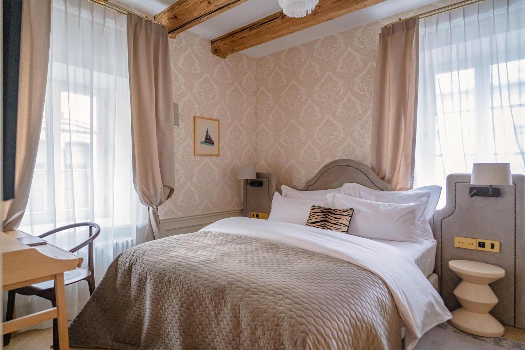 Standard Single Room,1678780724:JPEG