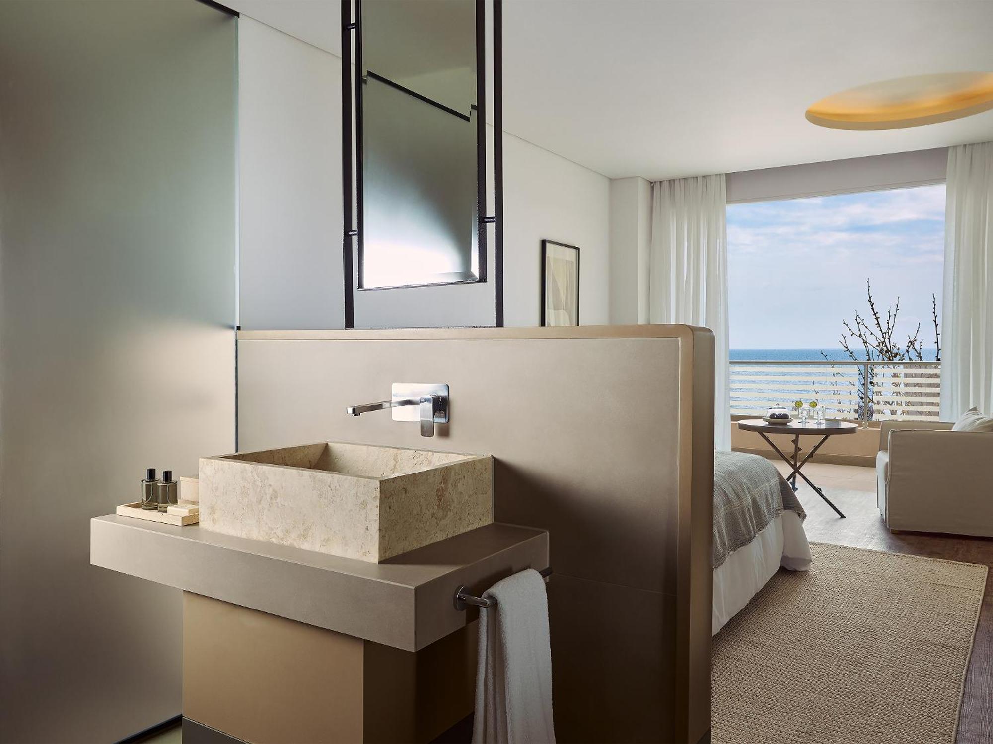 Deluxe Room Side Sea View,1679613920:JPEG