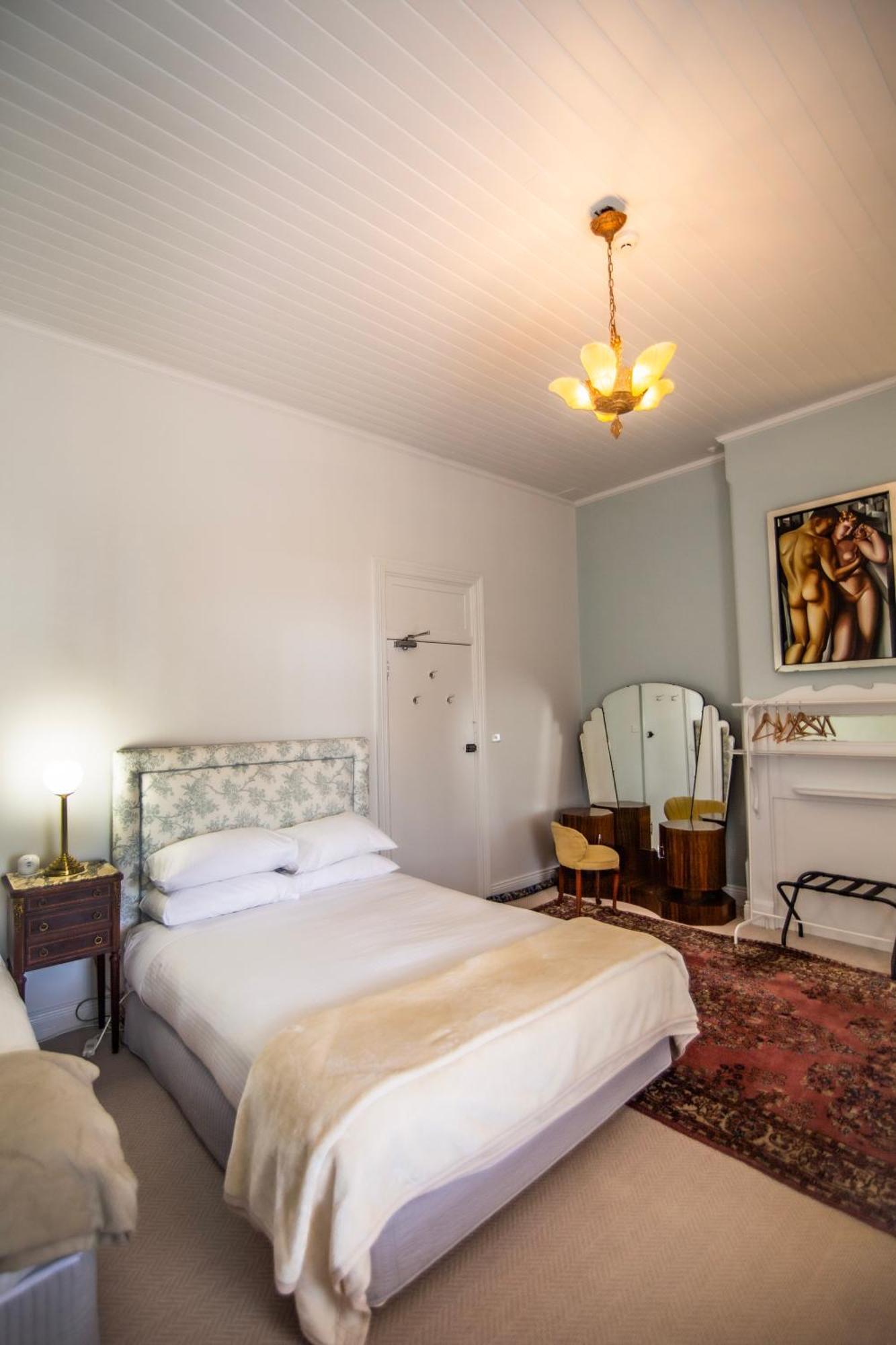 Family Room with Shared Bathroom,1679630125:JPEG