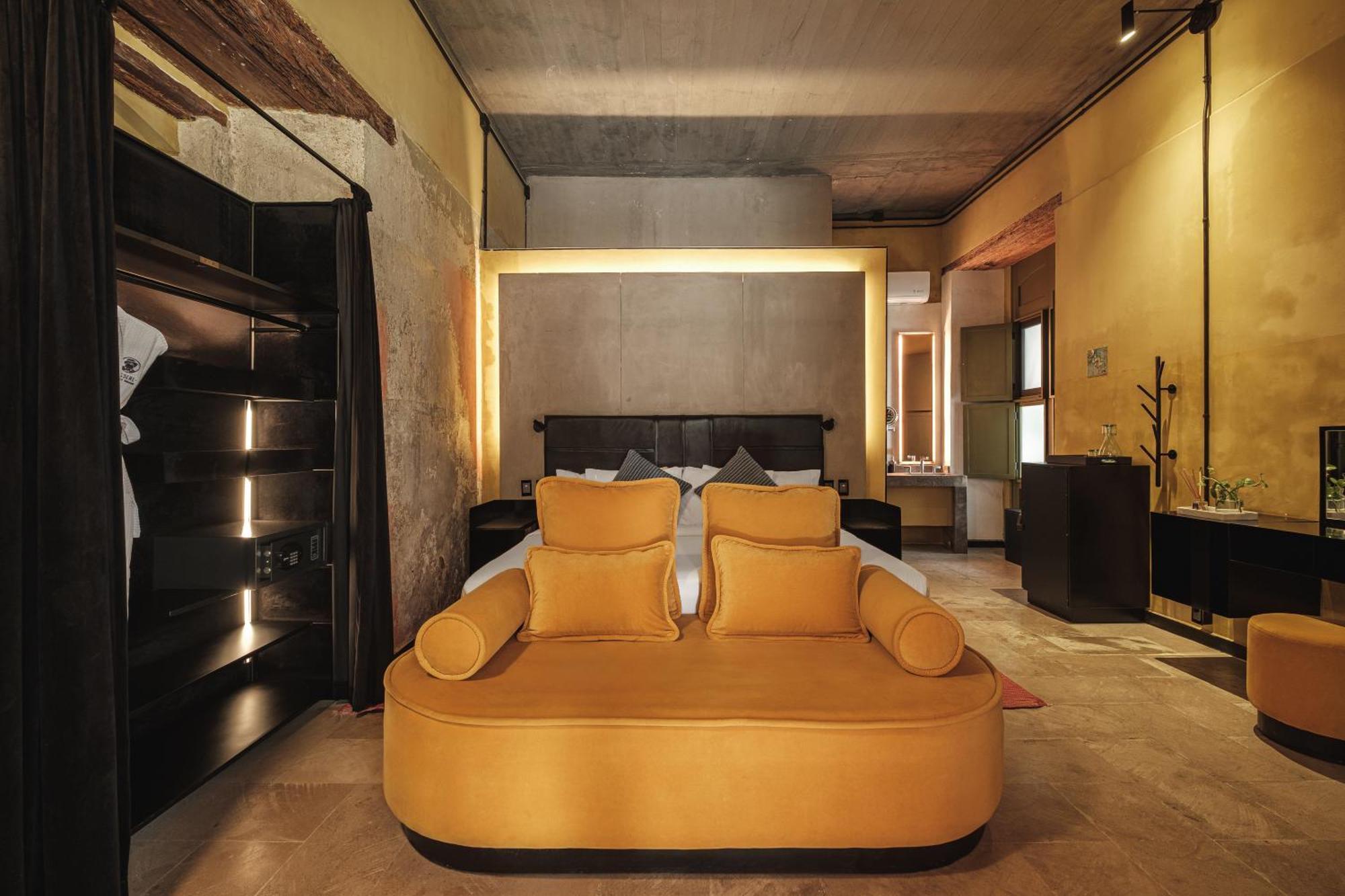 Executive Room