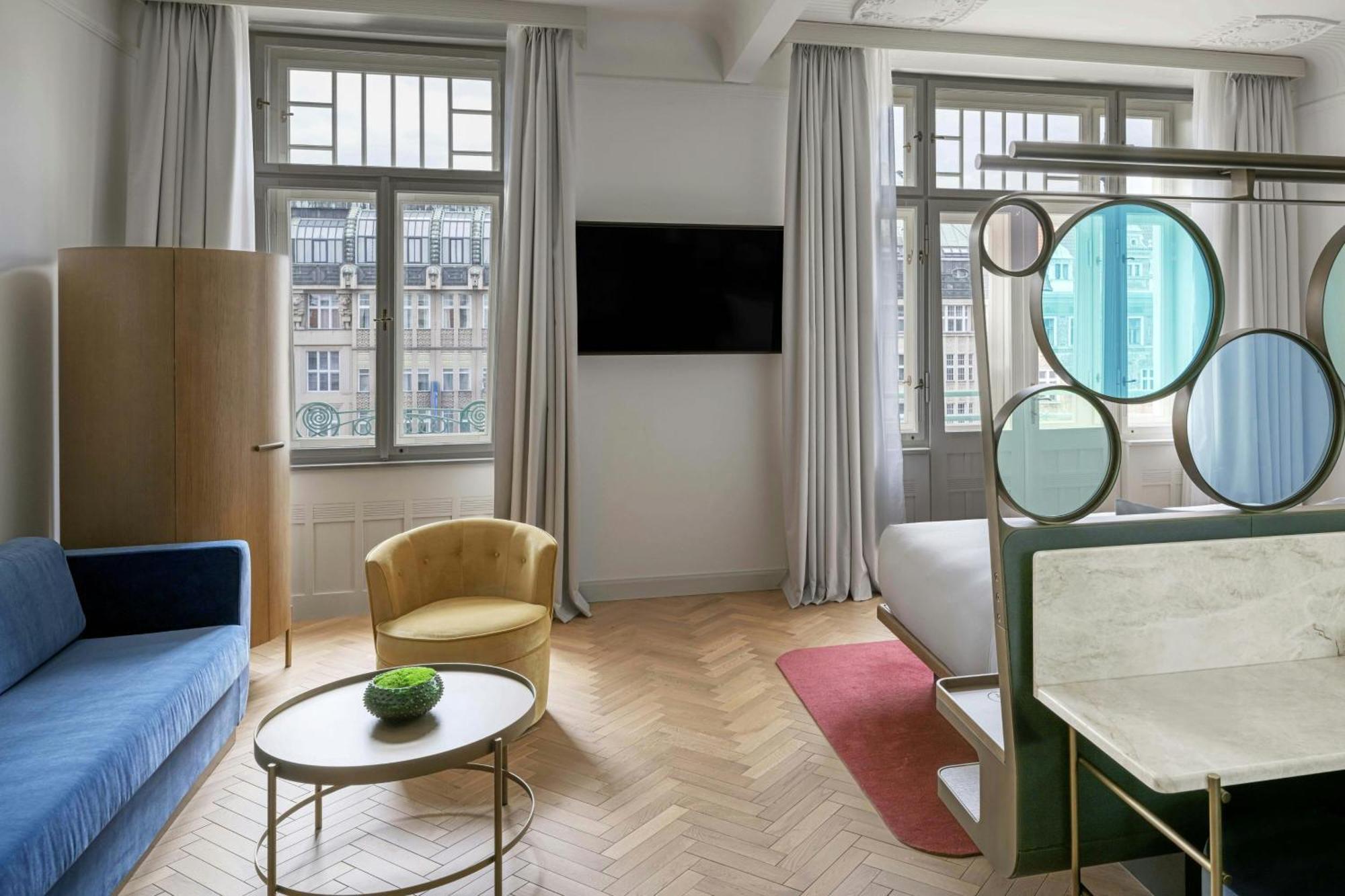 Heritage Bohemia King Suite City View