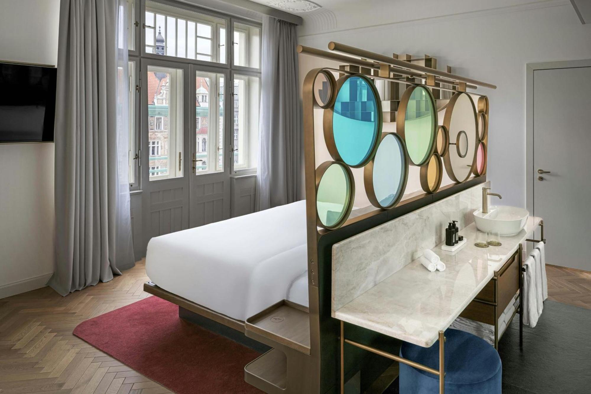 Heritage Bohemia King Suite City View