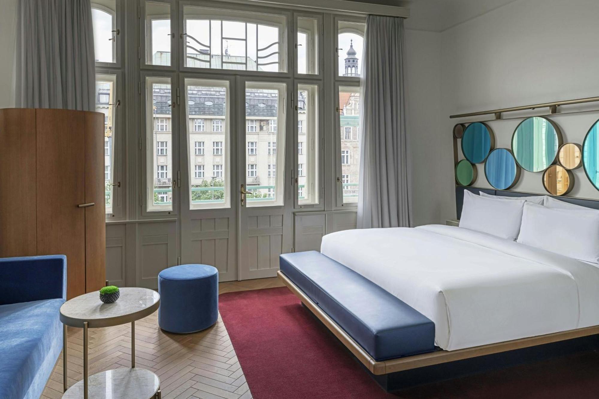 Premier Bohemia King Room City View