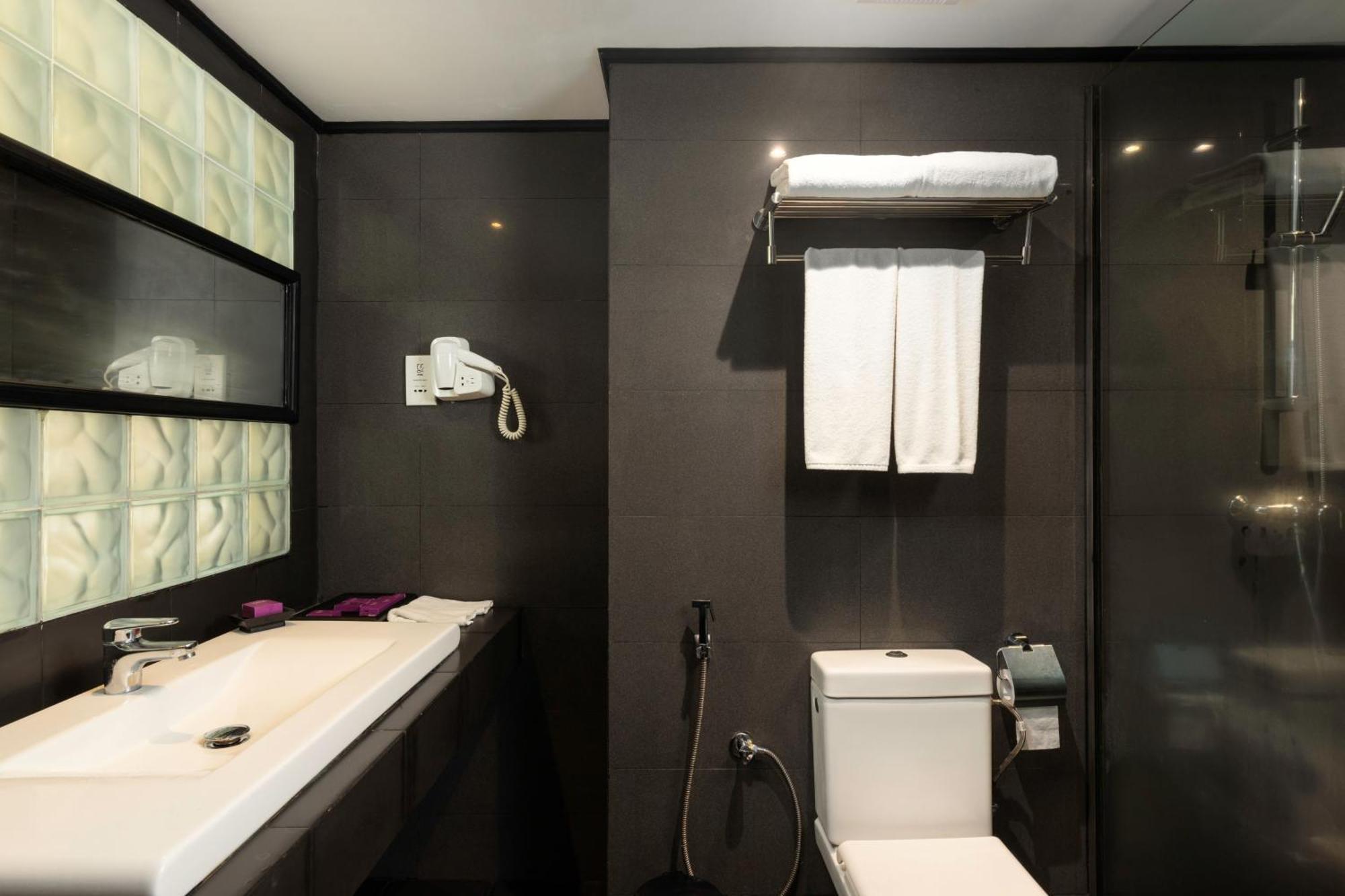 Deluxe Sea View room Balcony Room upgrade & Early check or Late check out on availability on Food or Beverages & Balinese Spa
