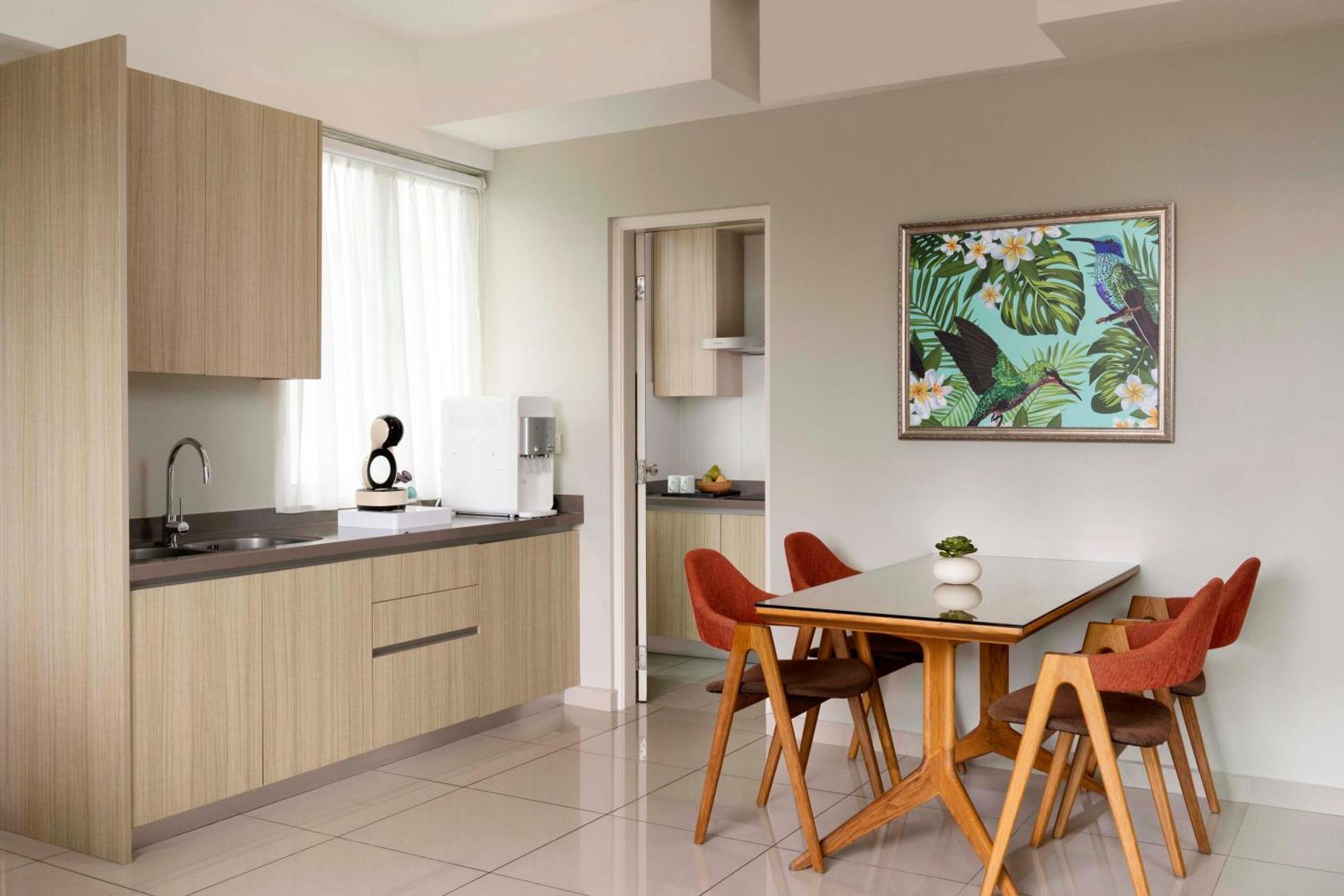 3 Bedroom Deluxe Suite Horizon View