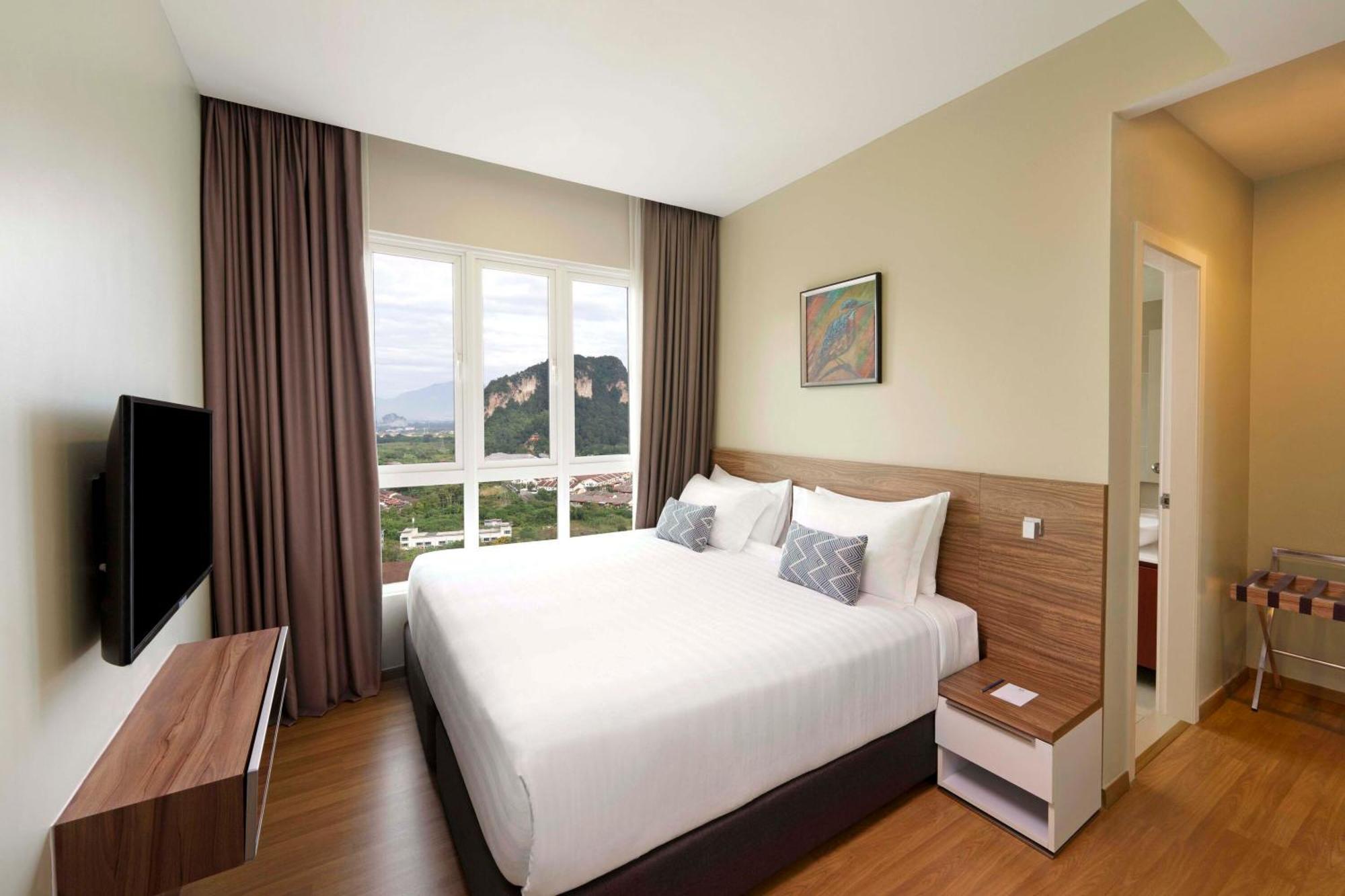 2 Bedroom Deluxe Suite Horizon View