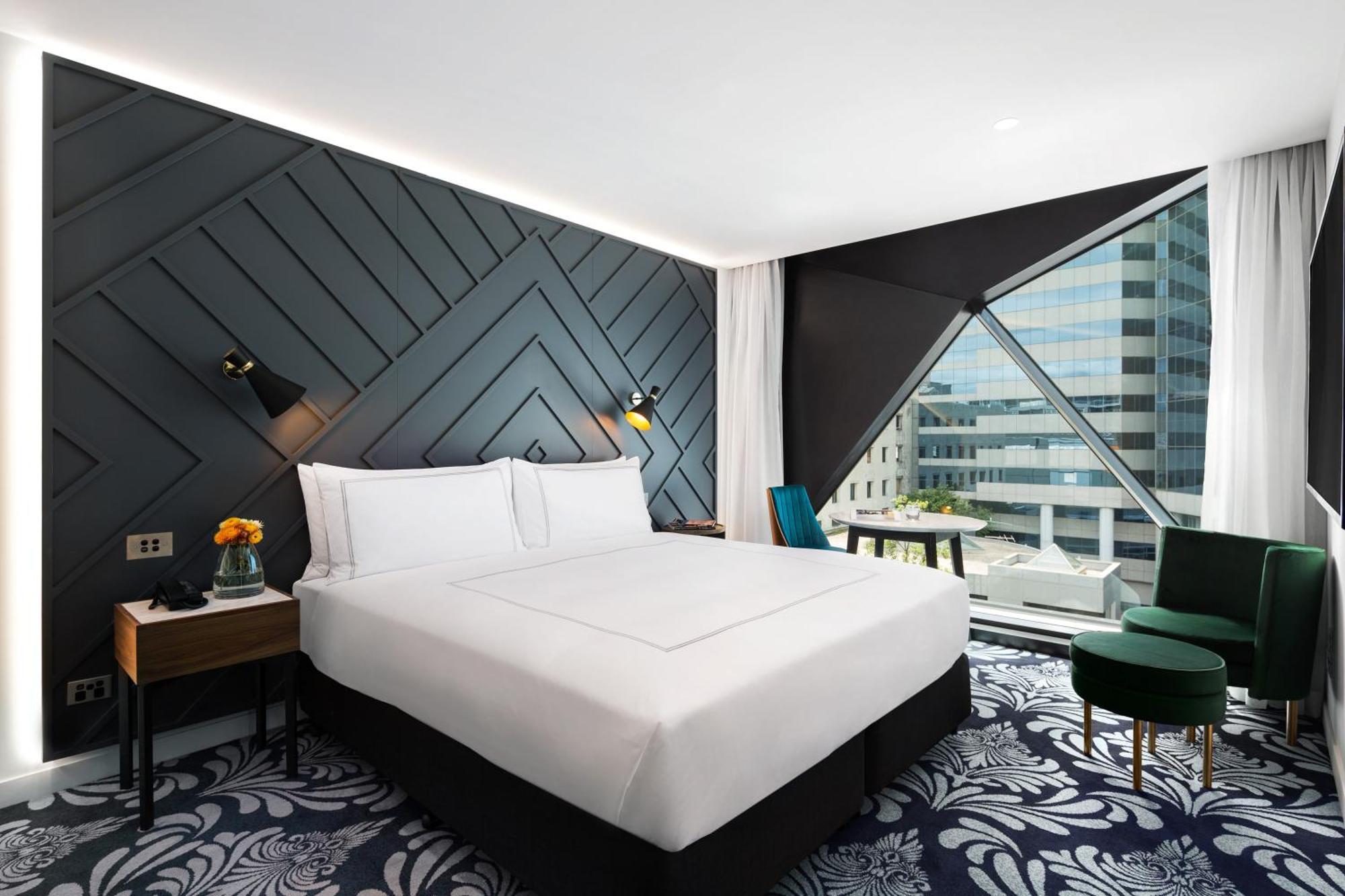 King Banksia Deluxe Room Level 2-4