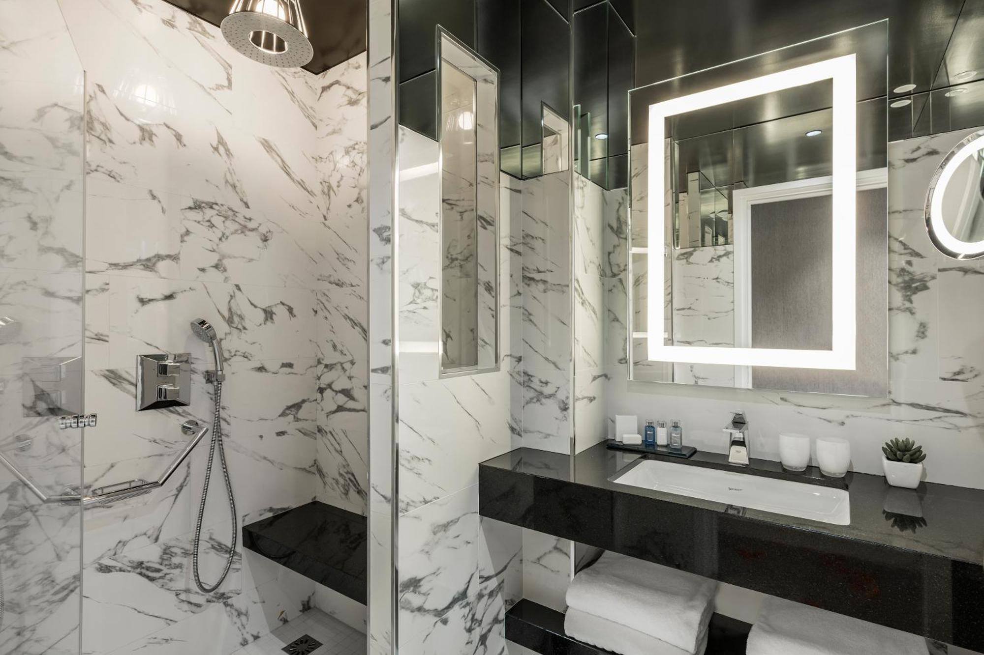 Executive King Suite