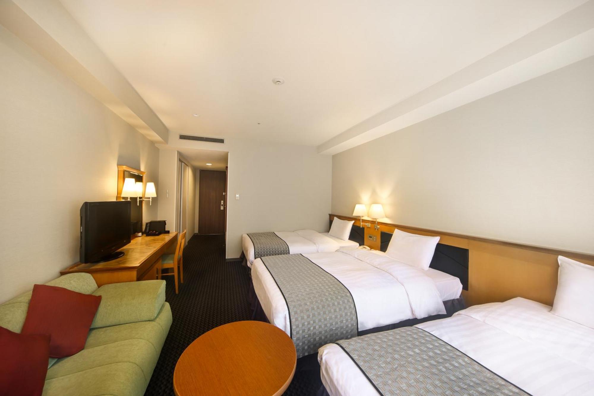 Large Twin Room