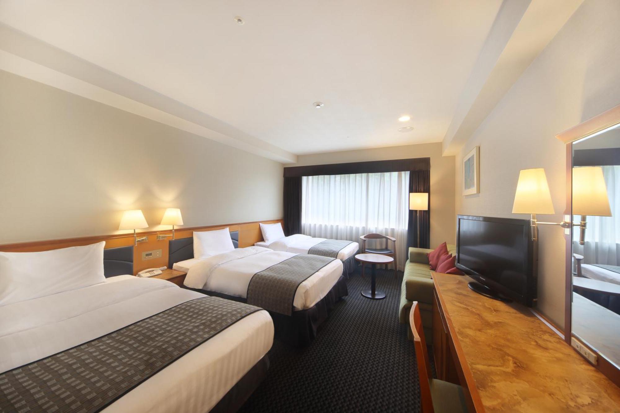 Large Twin Room