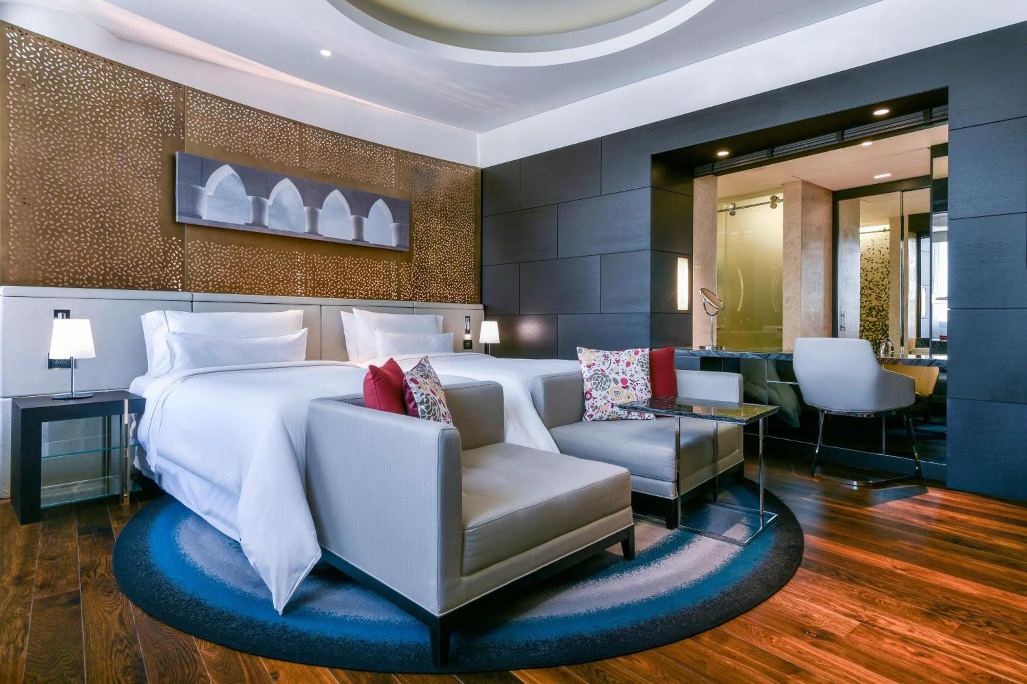 Executive Room City View Twin Bed access to Executive Club Lounge