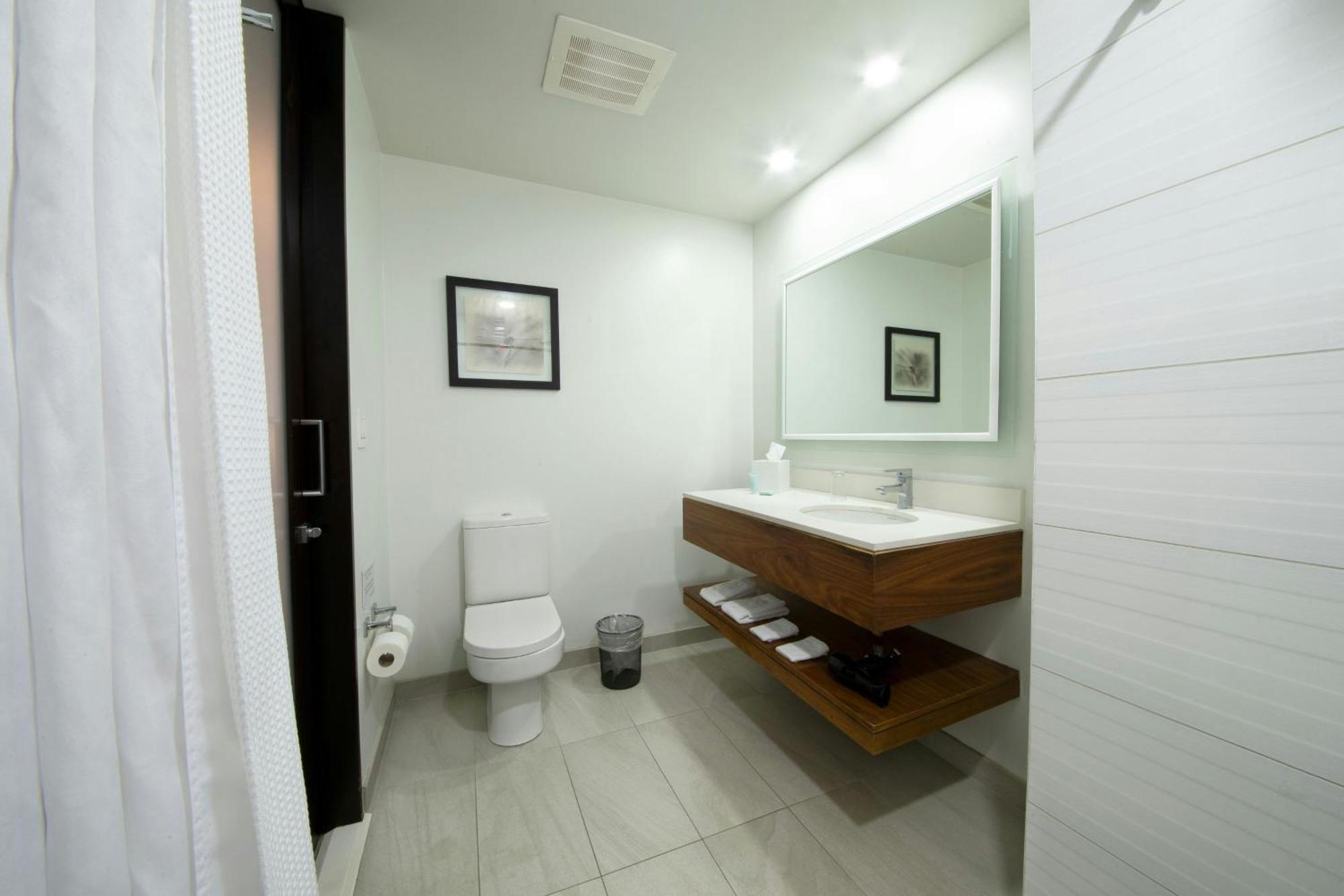 Deluxe King Room,1685077907:JPEG