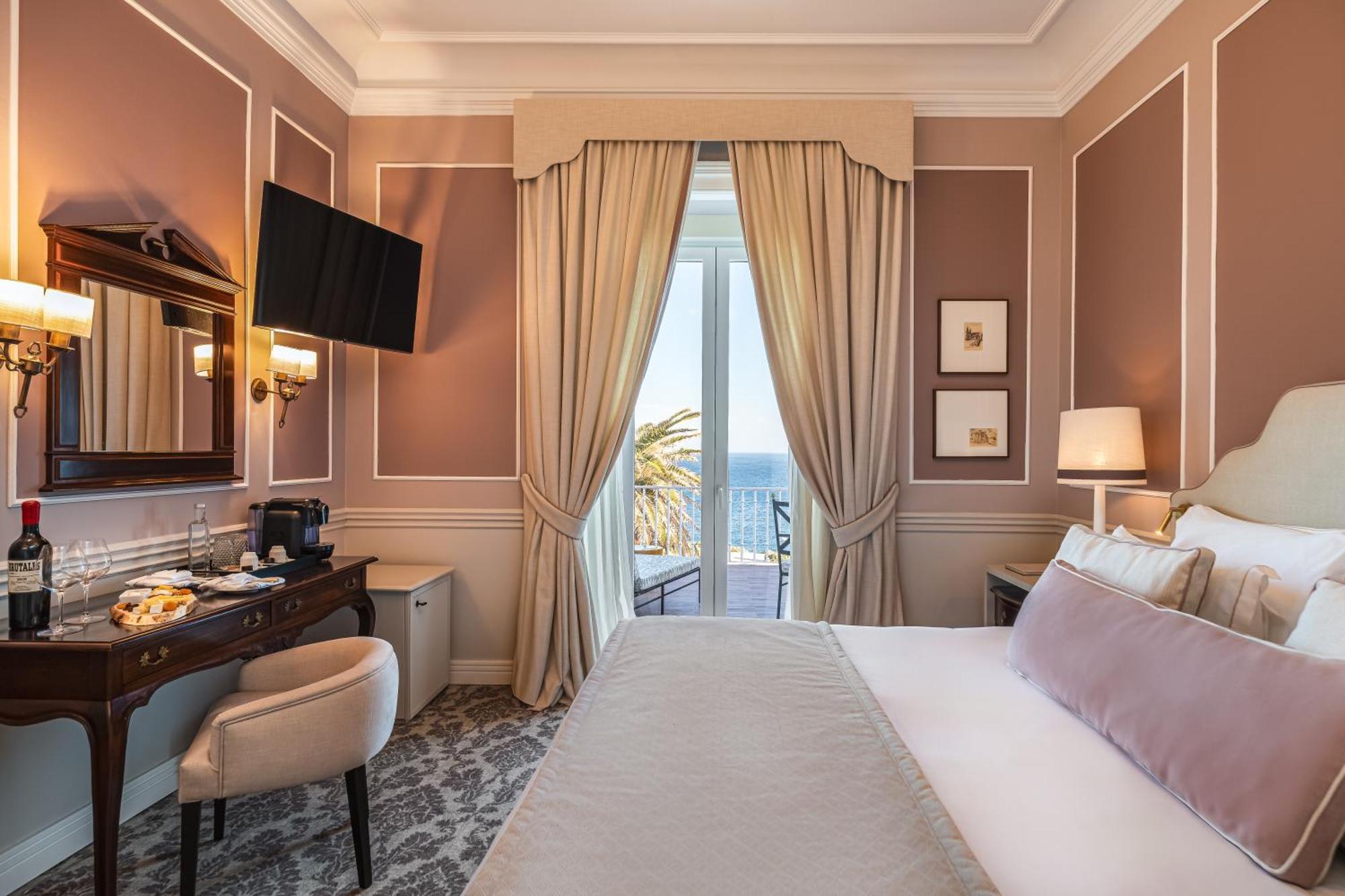 Premium Double Room Balcony Sea View Spa Access