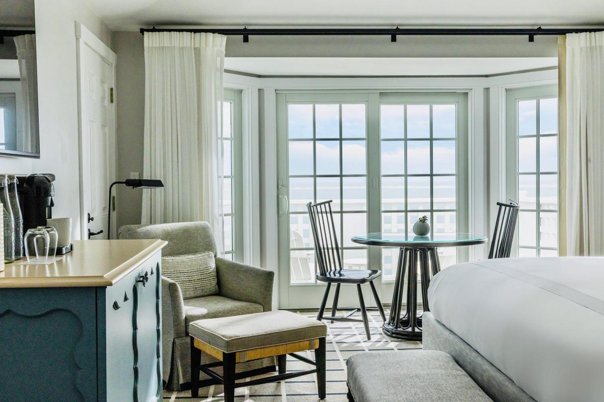 Ocean View Cottage King