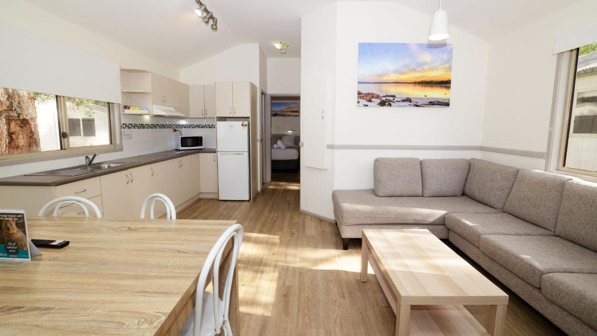 Deluxe Two-Bedroom Suite with Water View,1687485750:JPEG