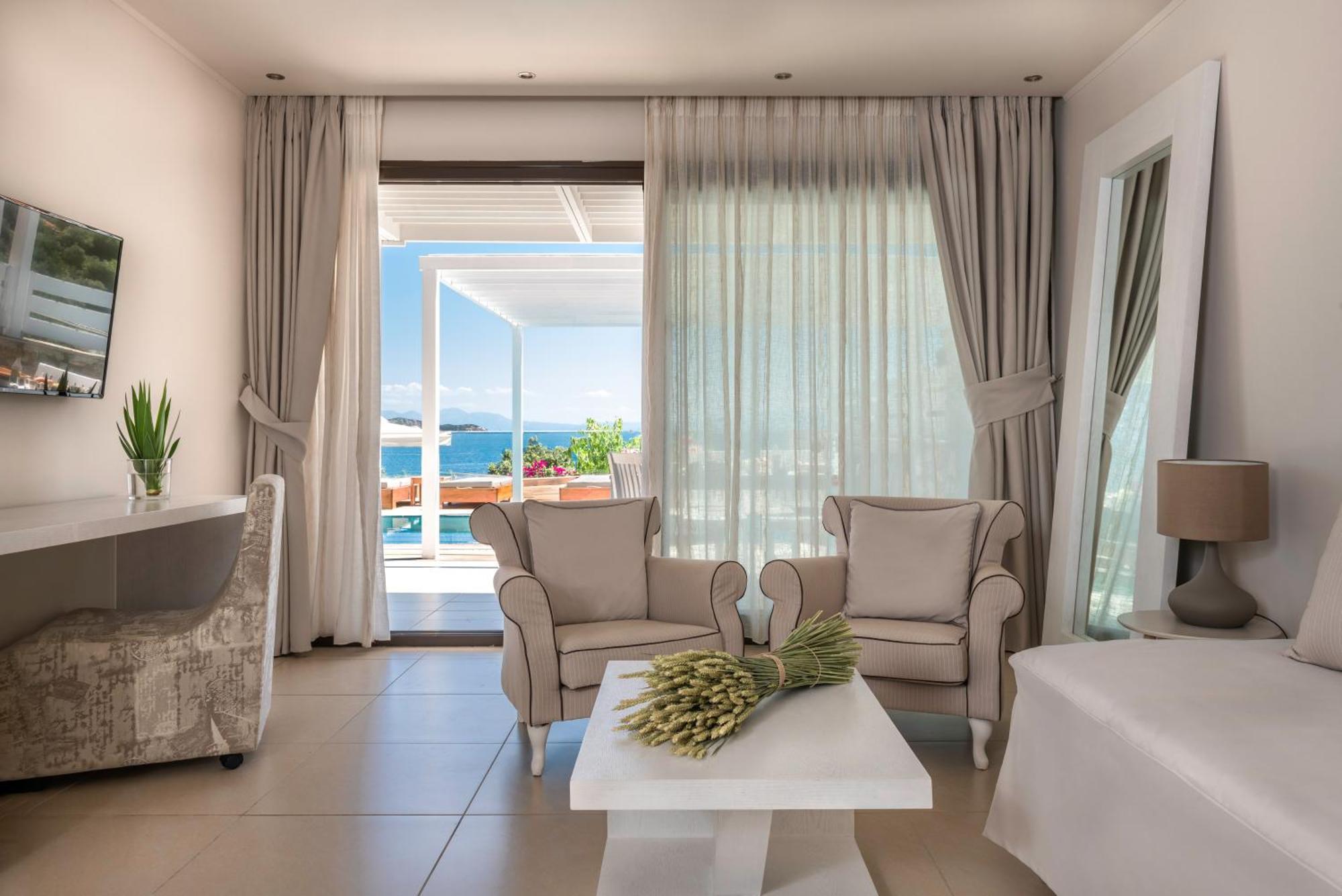 Suite with Sea View (Adults Only)