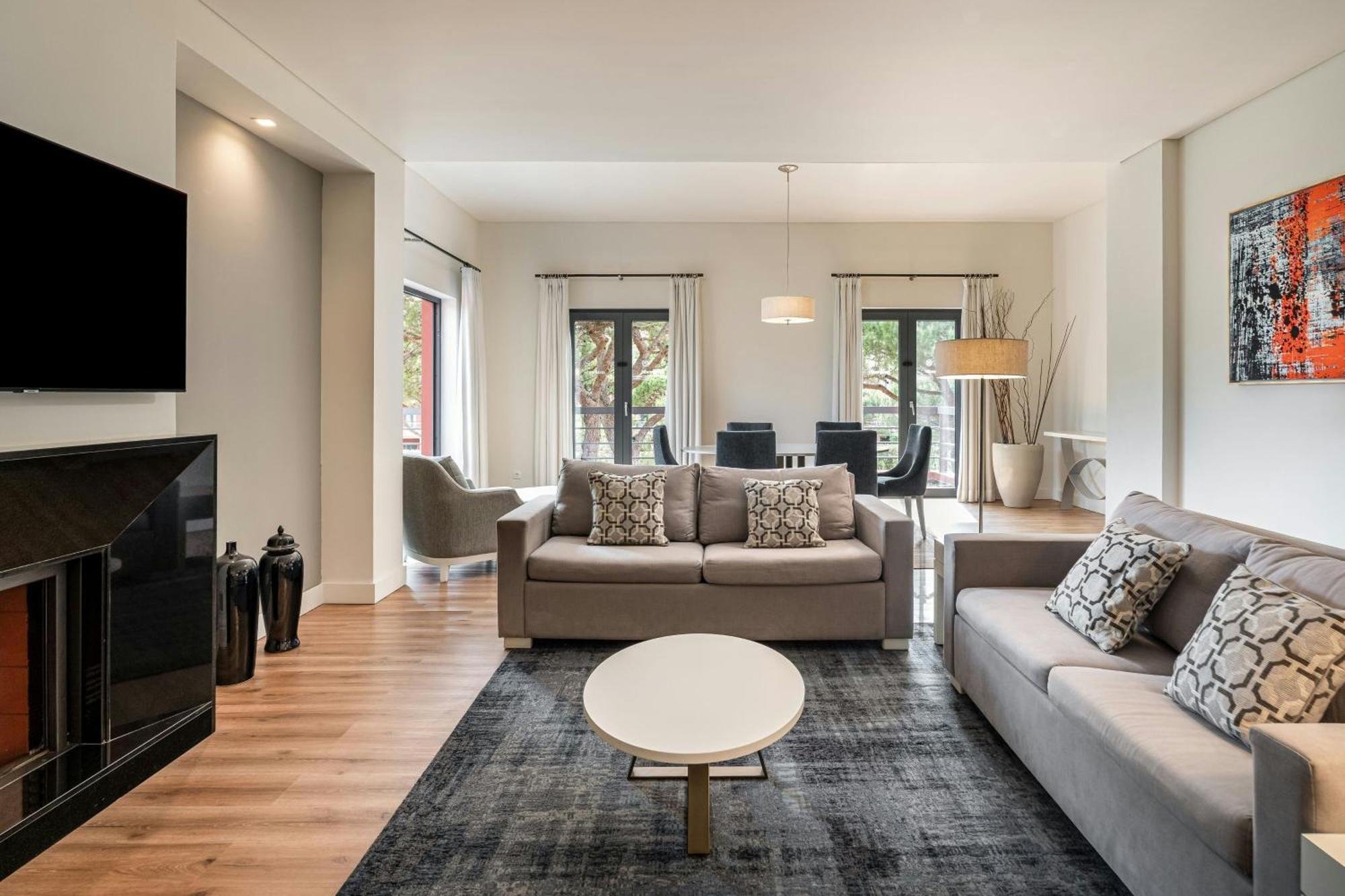 Superior Two-Bedroom Suite Balcony Garden View