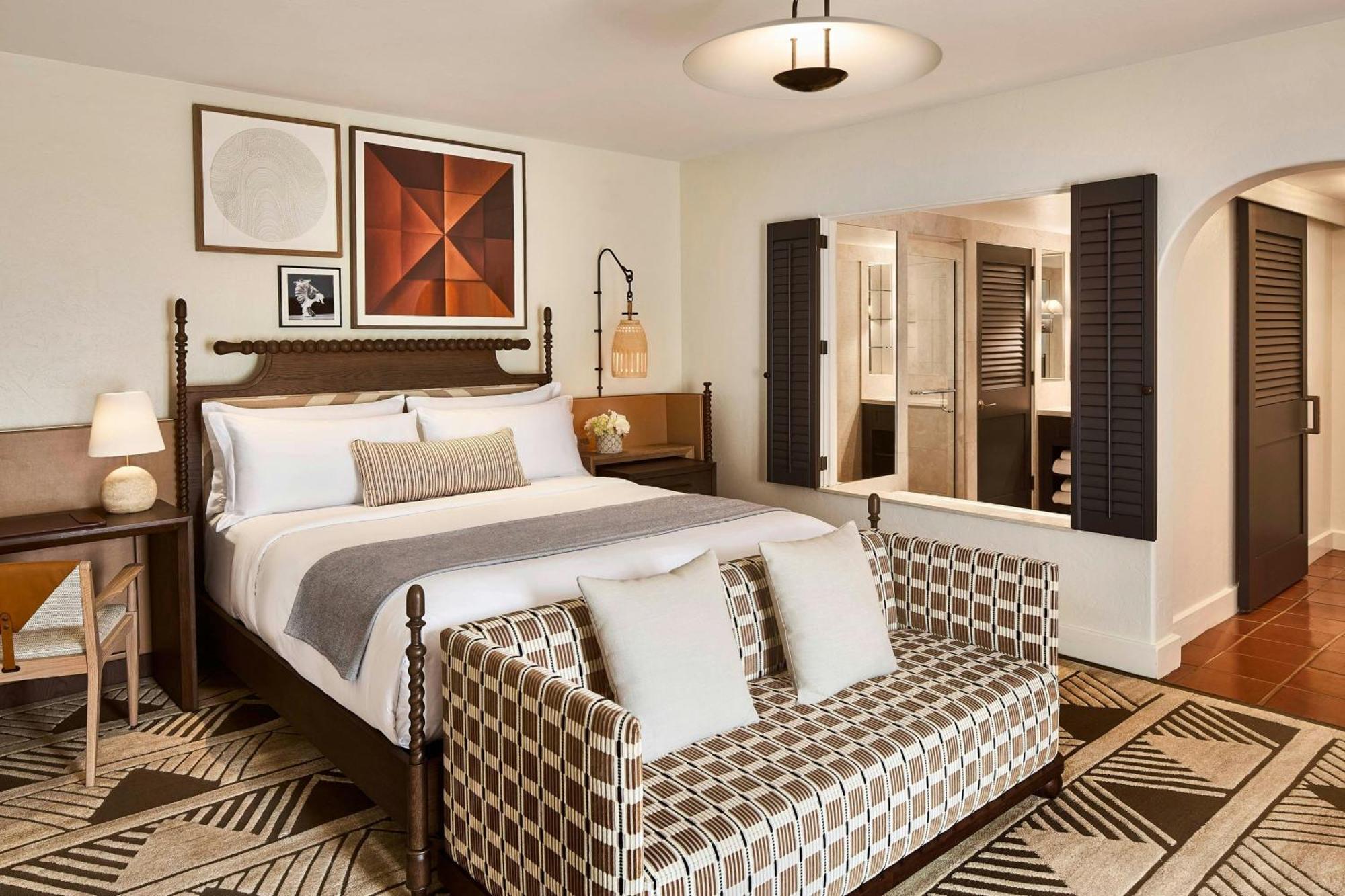 Standard King Room