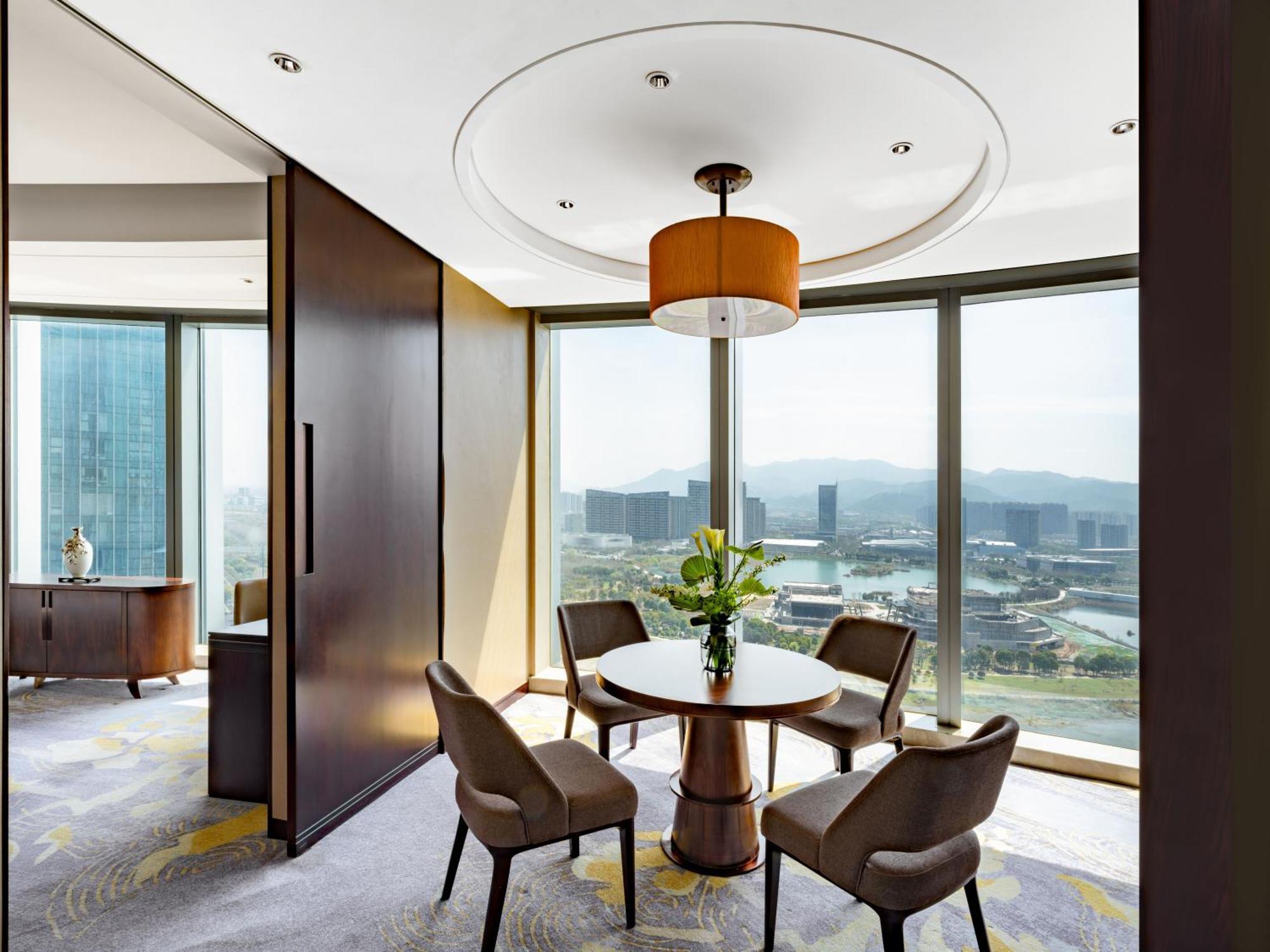 Executive King Suite (One bedroom and one living room),1689873530:JPEG