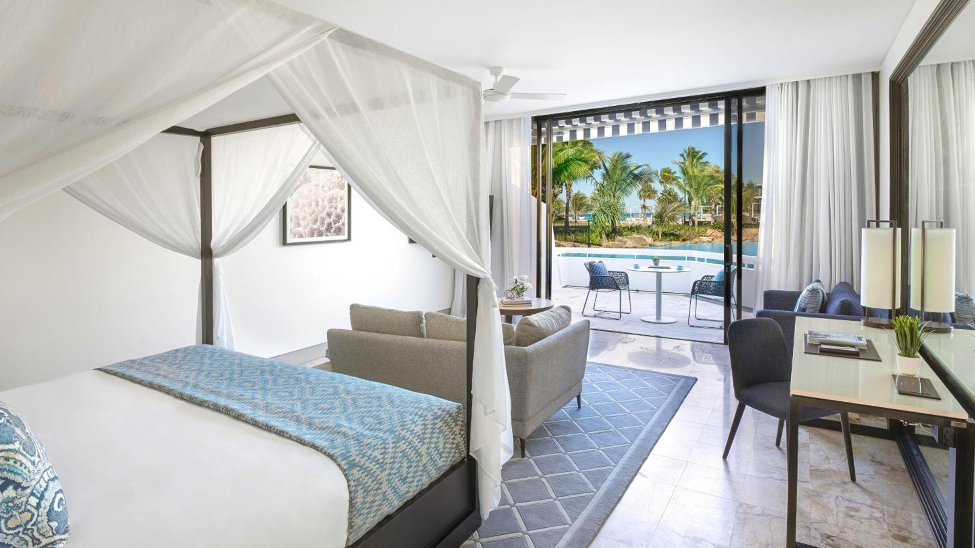 Premium King Room Lagoon View