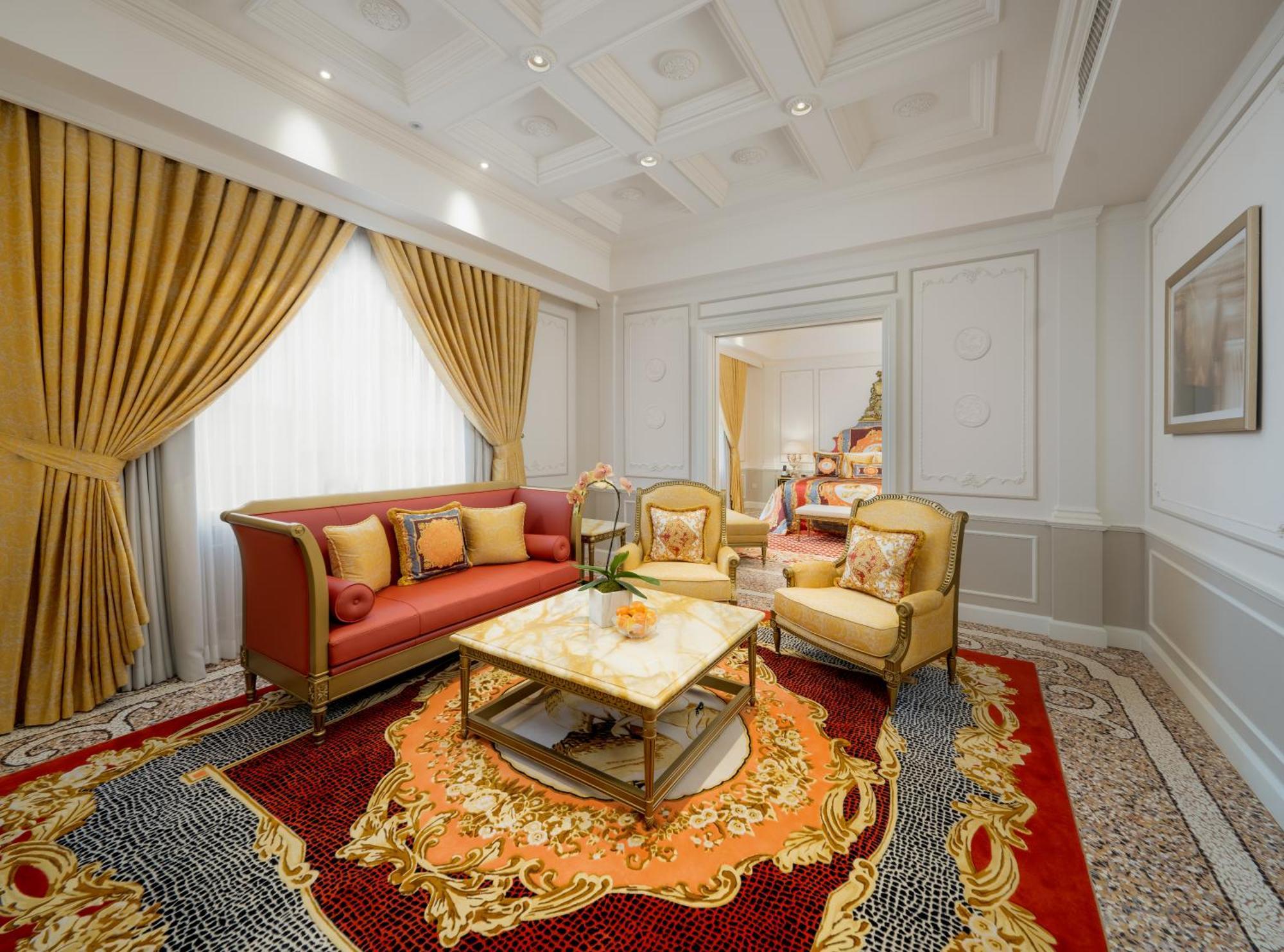 Signature Suite