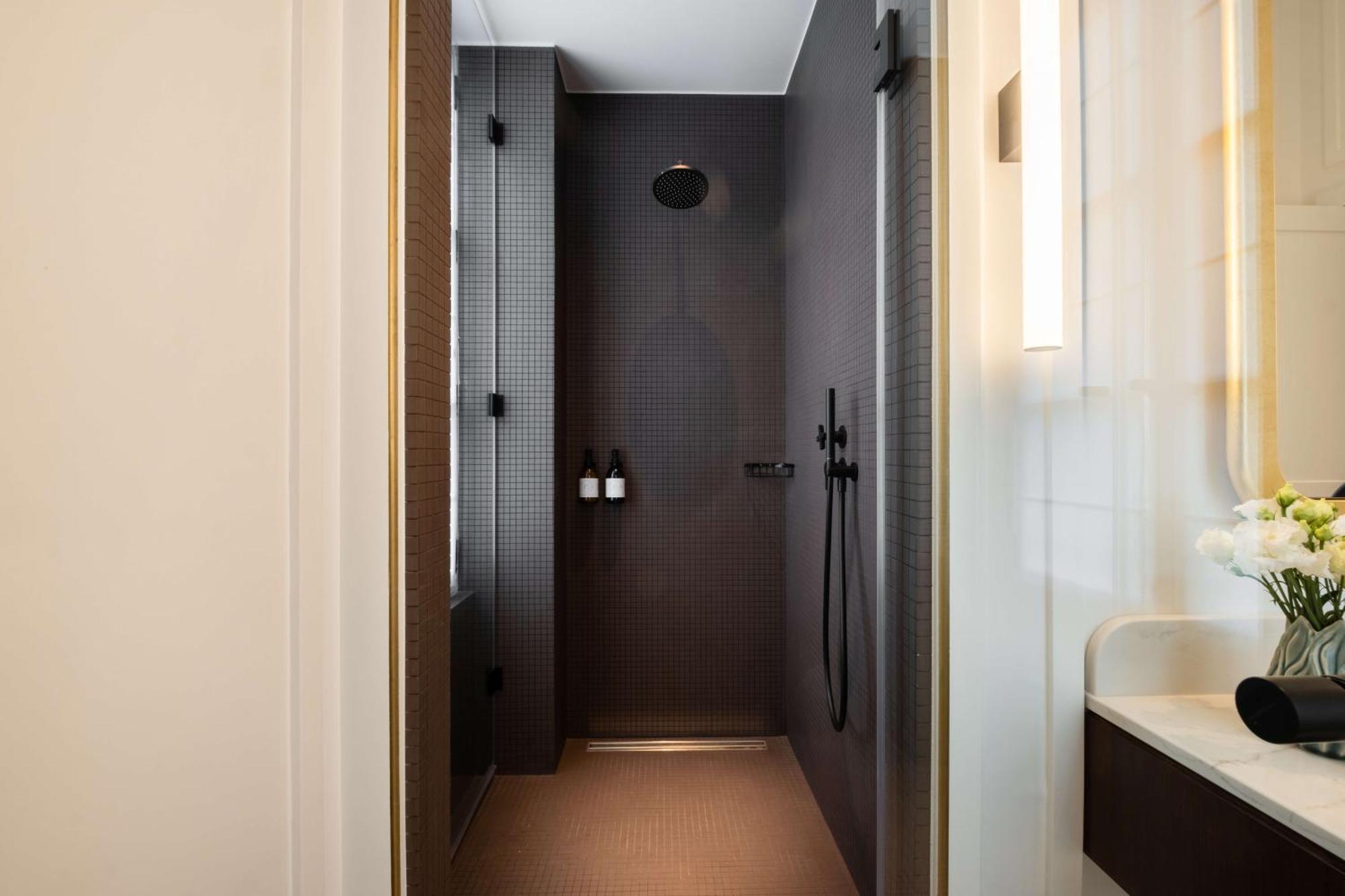 Connecting Superior Rooms,1694538164:JPEG