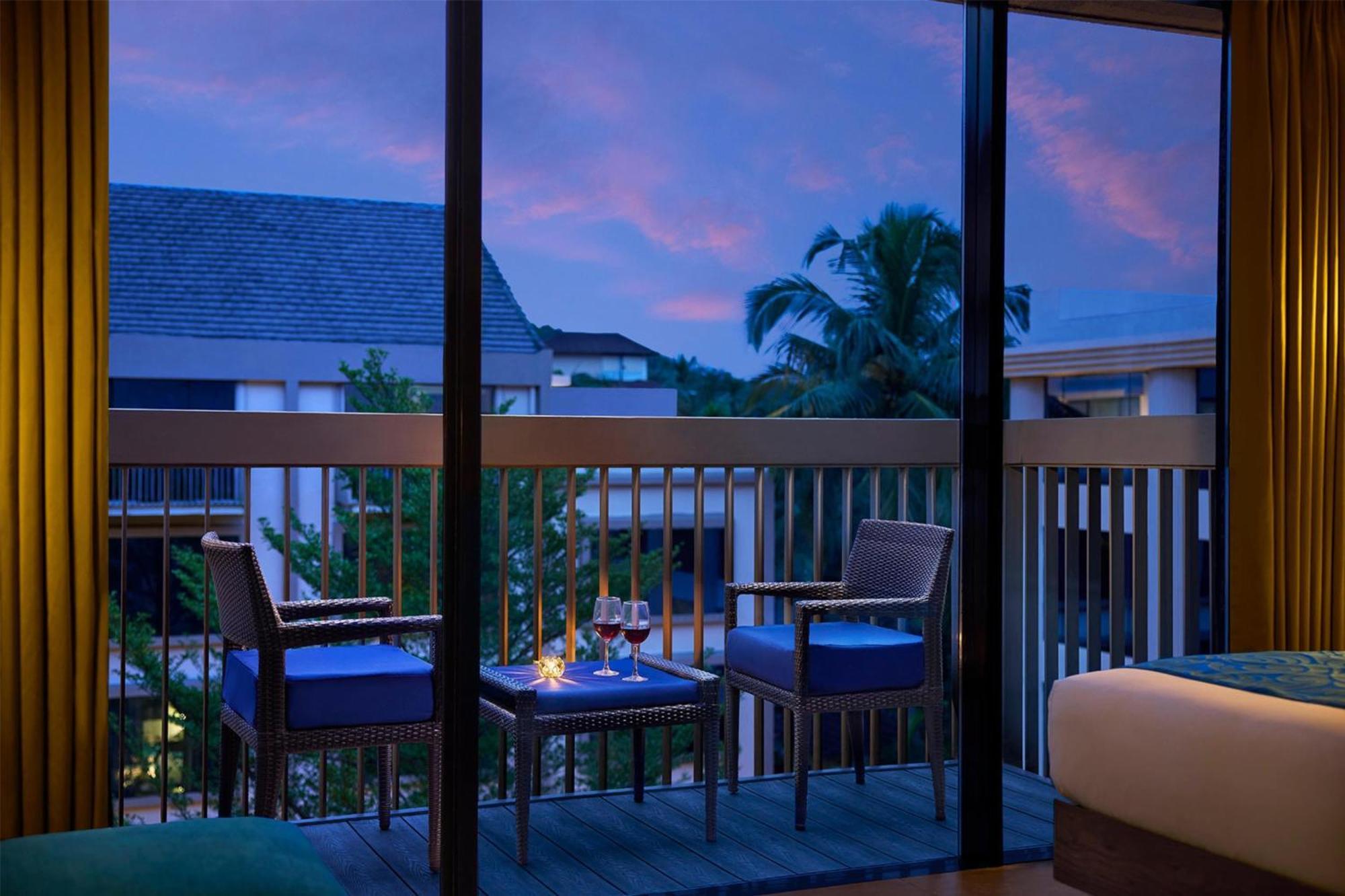 Twin Room Balcony on F&B Spa