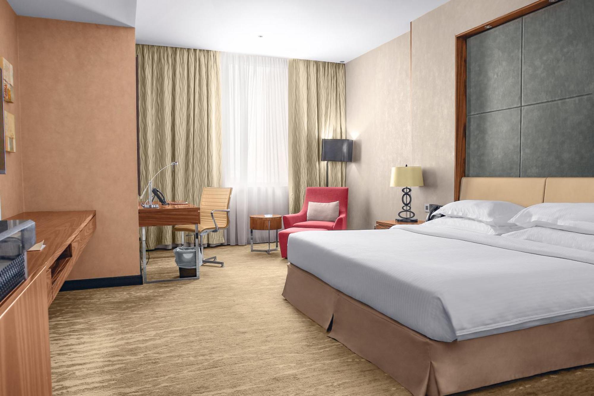 Superior King Room
