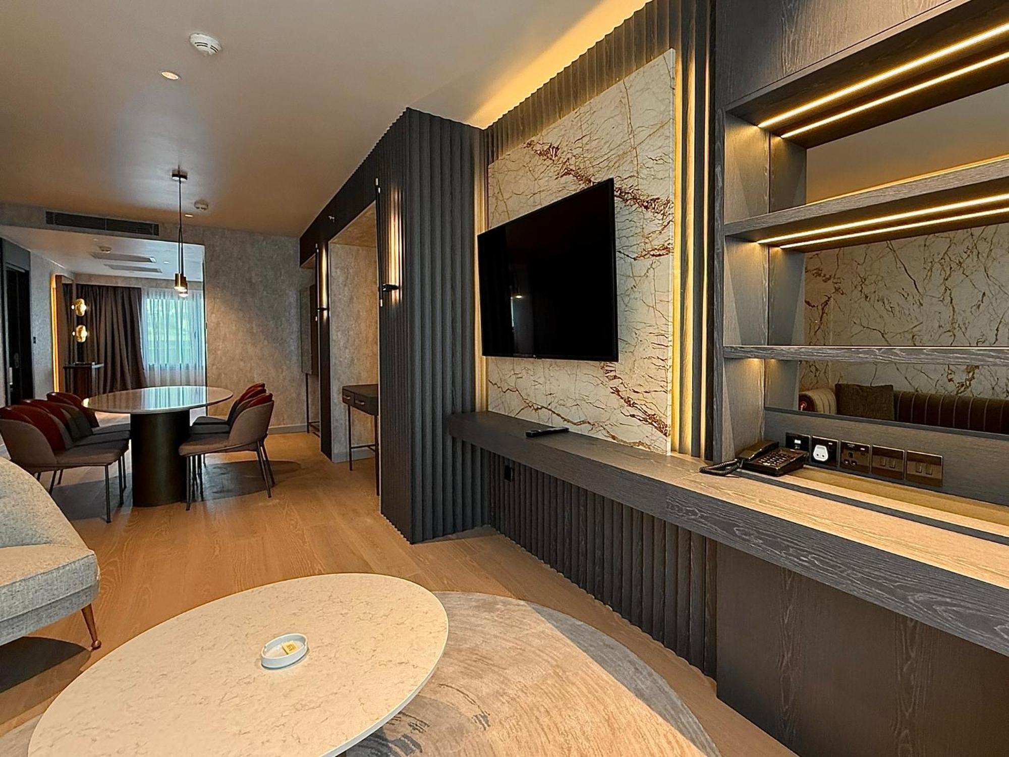 Executive Suite