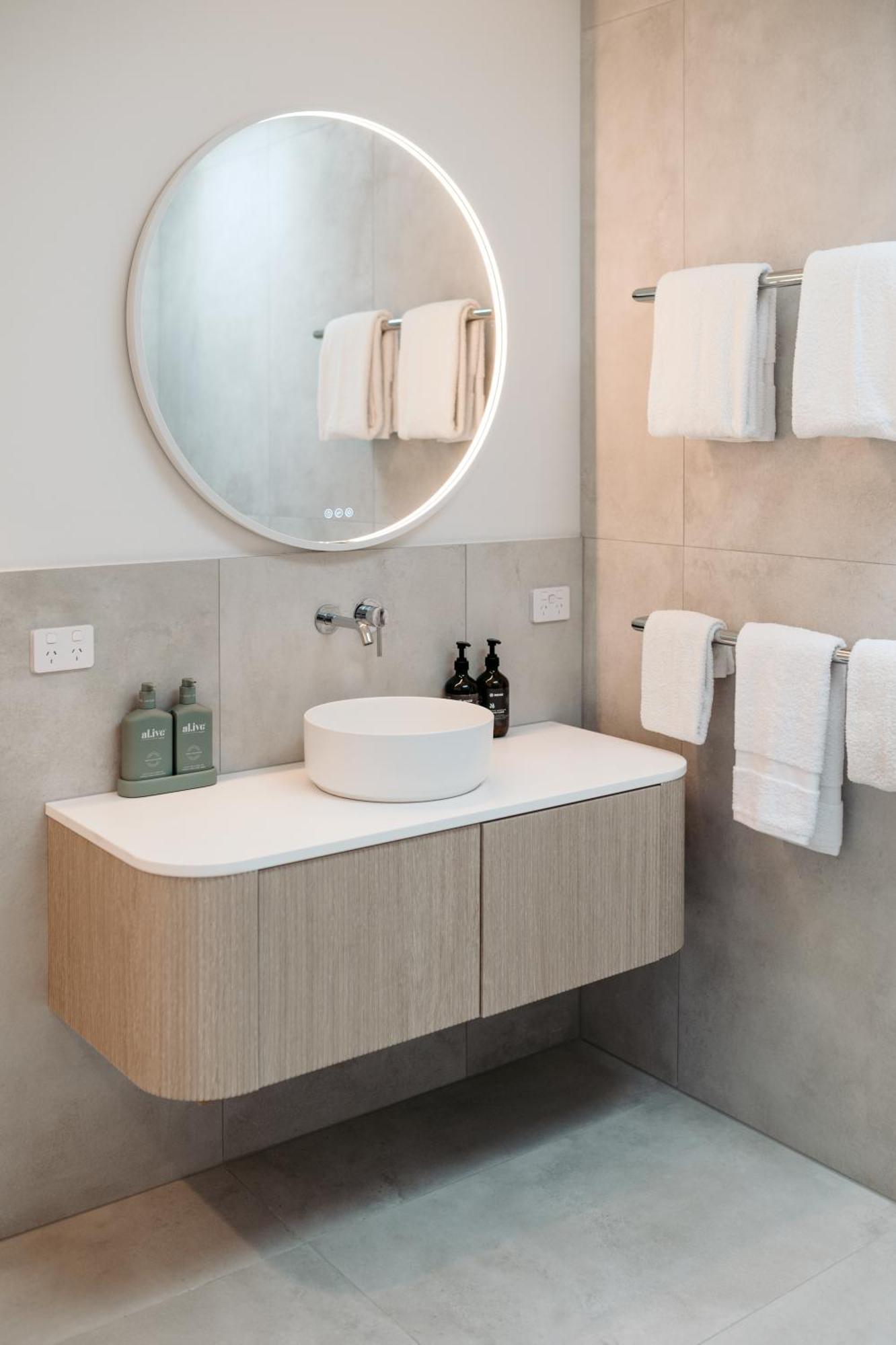 Superior Suite with Sea View,1695765152:JPEG