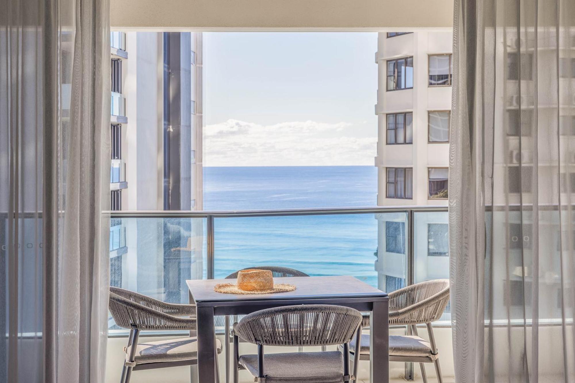One-Bedroom Ocean Suite