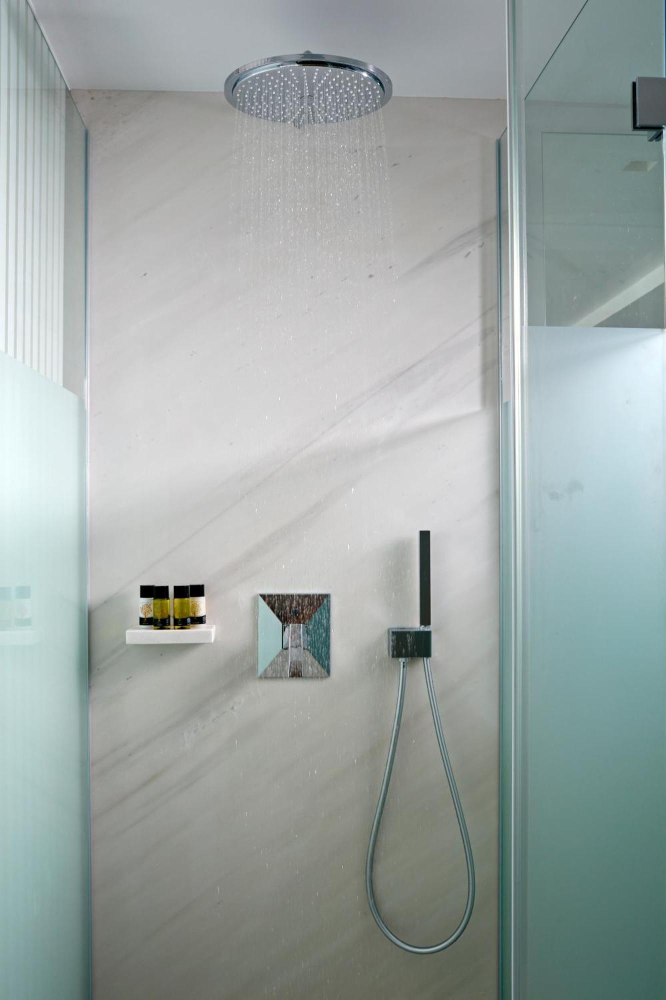 White Bliss Room,1697800023:JPEG