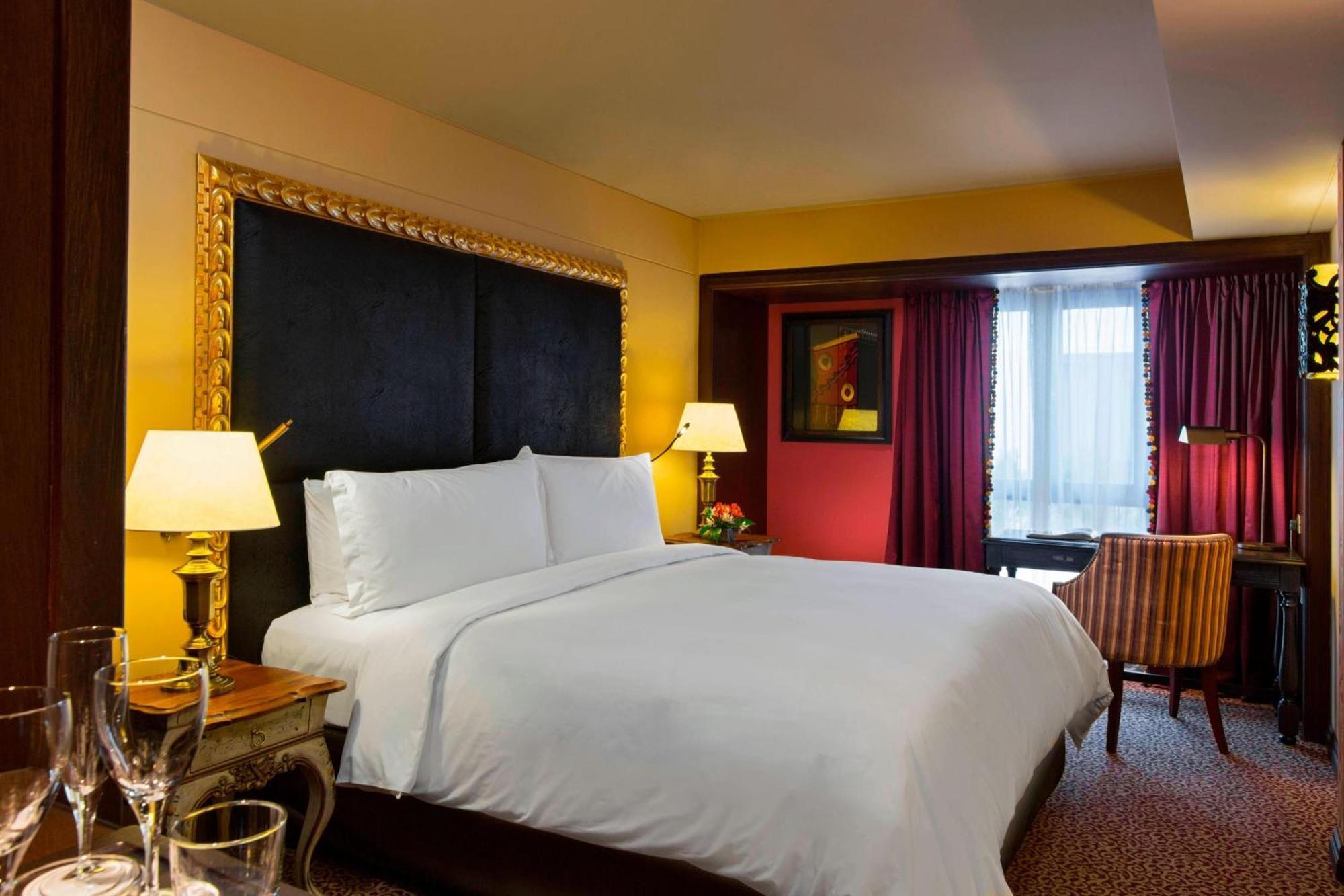 Classic Room Guest room 1 King,1697850494:JPEG