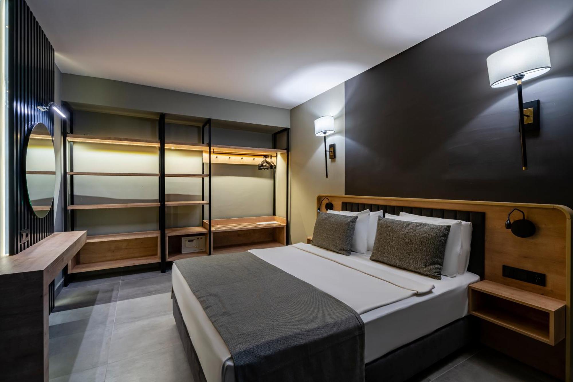 Standard Family Room