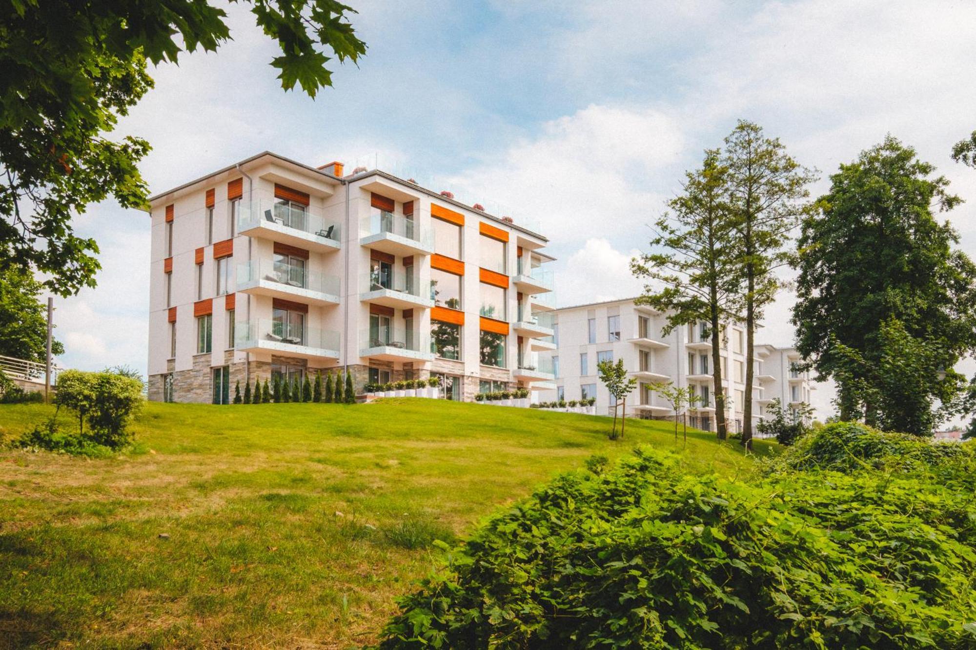 One-Bedroom Apartment Lake View Annex