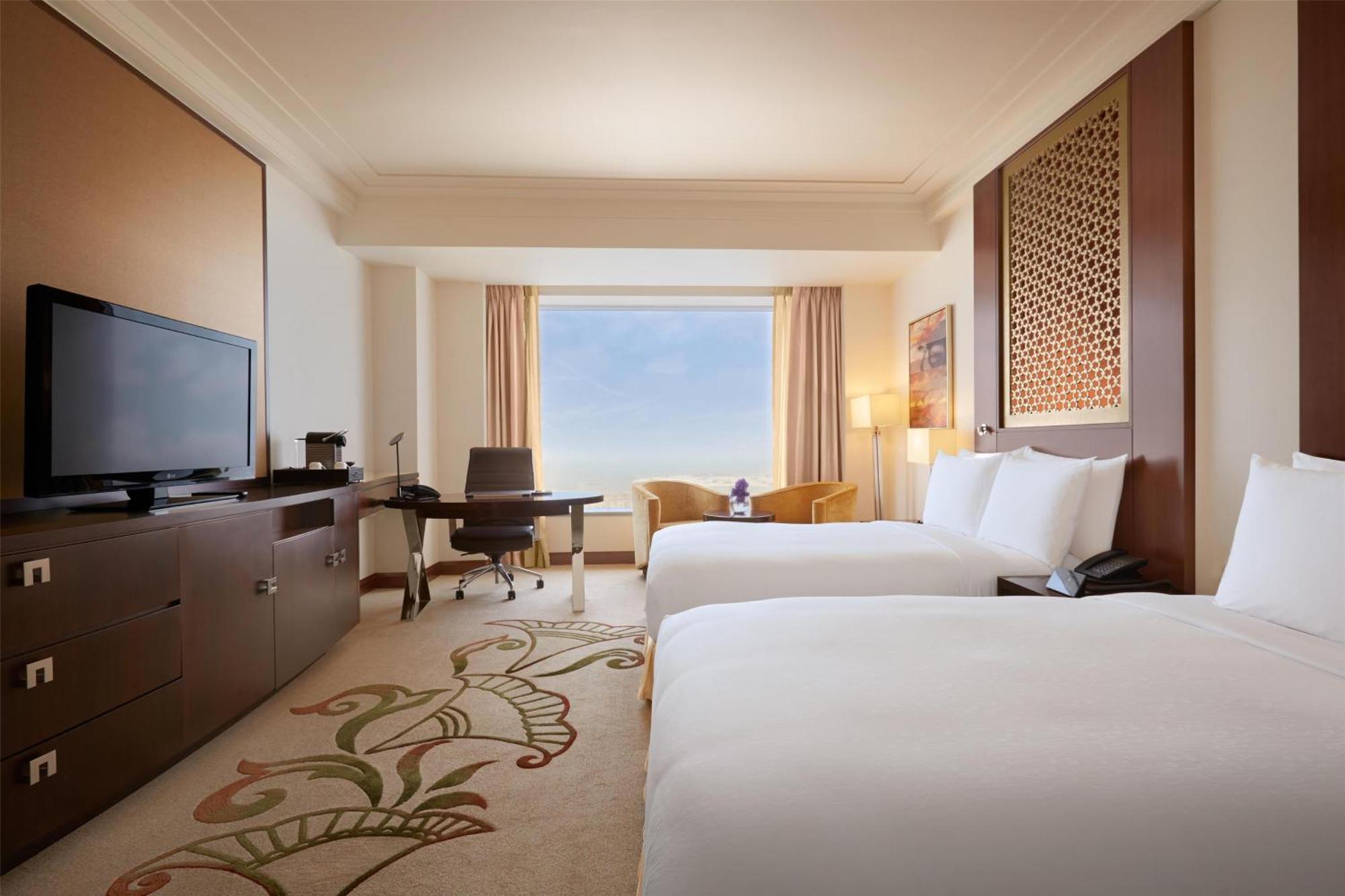 Deluxe Double Room with Two Double Beds and Sea View,1697998622:JPEG