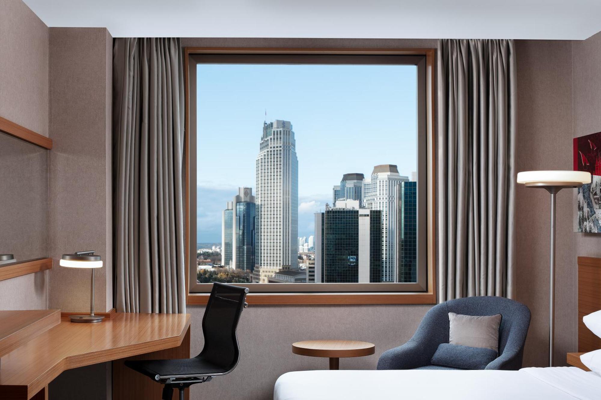 Superior Twin Room City View