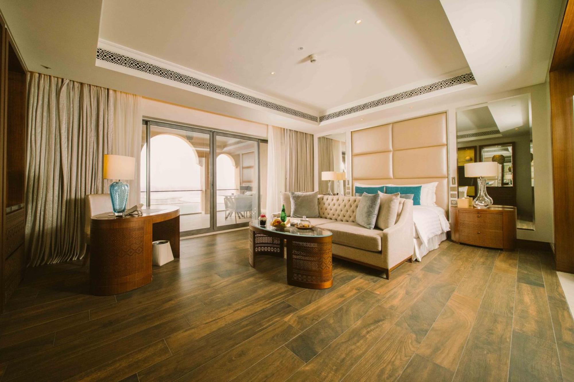 Ocean Deluxe King Room
