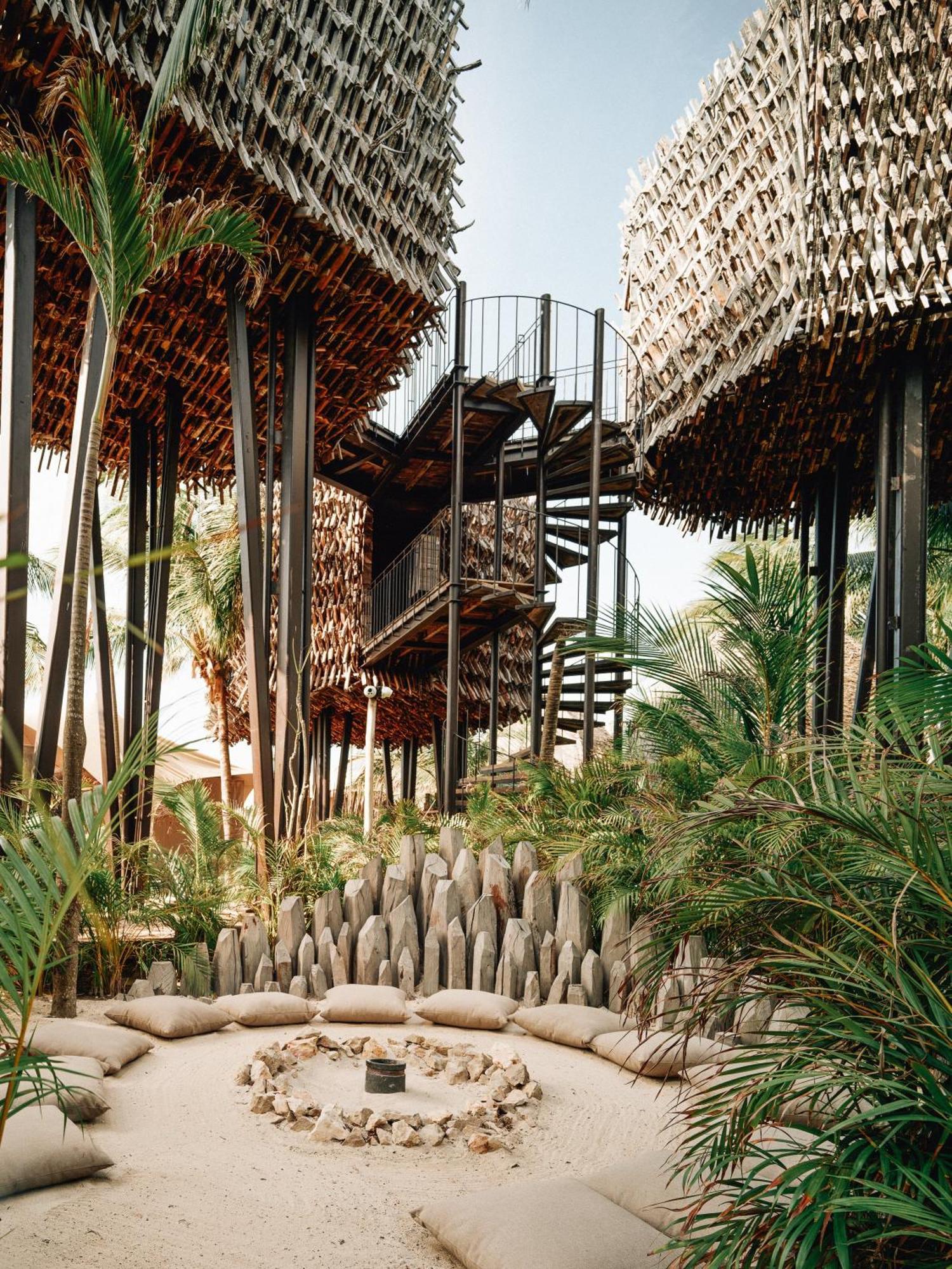 Jungle Treehouse